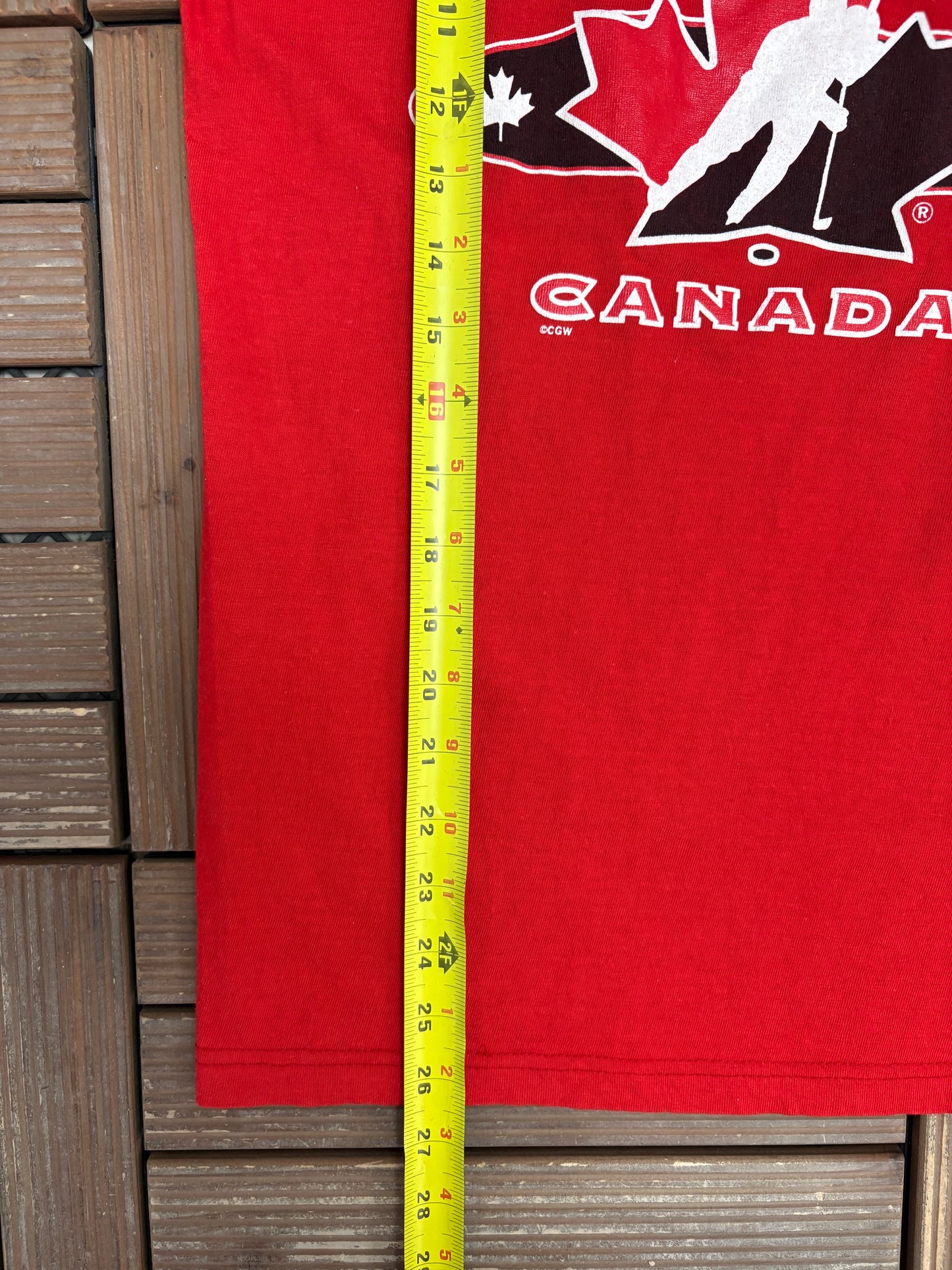 Team Canada Hockey Graphic Tee | Size Small | Vintage 2000s Hockey Red T-Shirt |