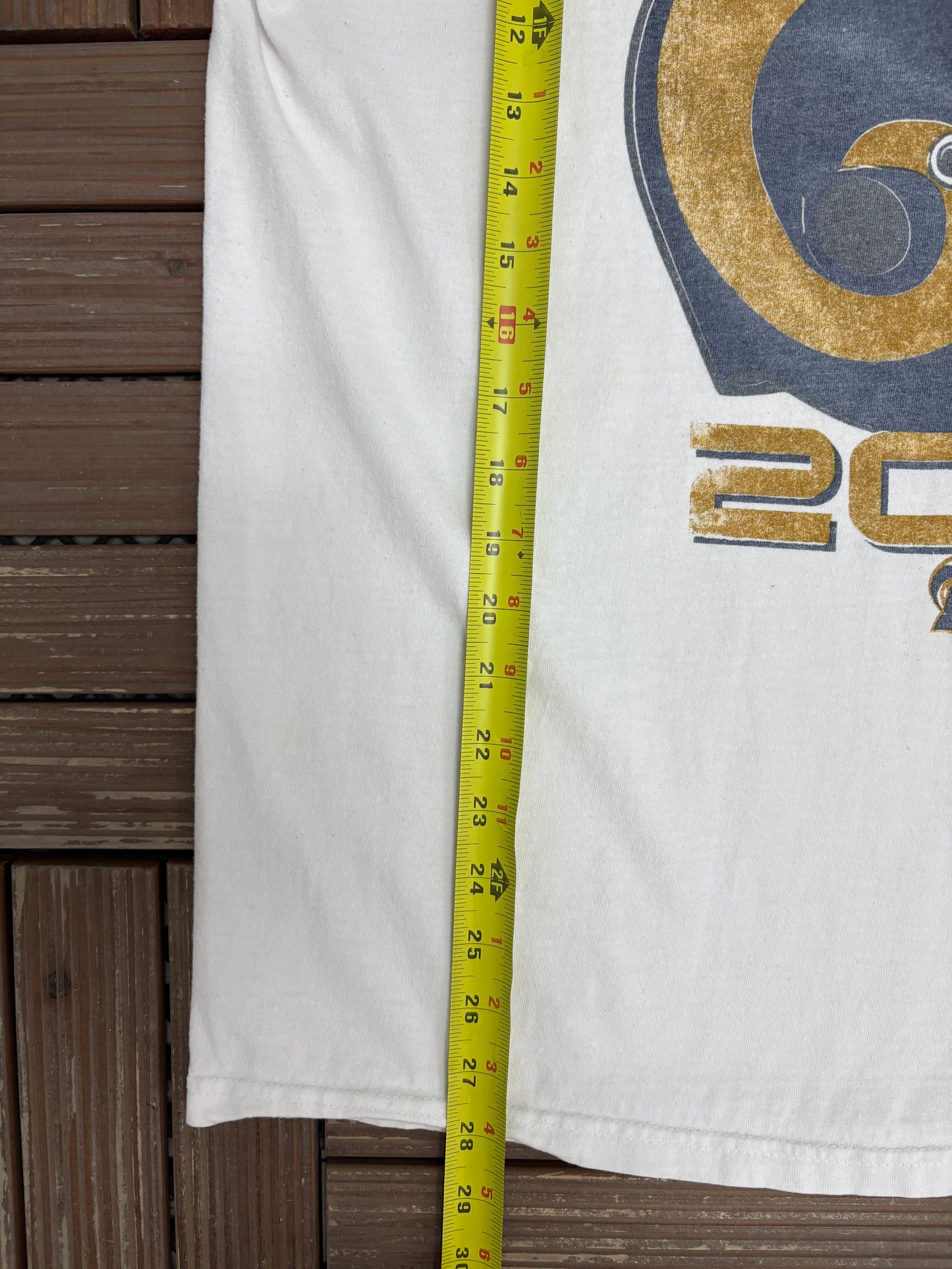 St. Louis Rams 2001 Graphic Tee | Size X-Large | Vintage 2000s NFL Football White T-Shirt |