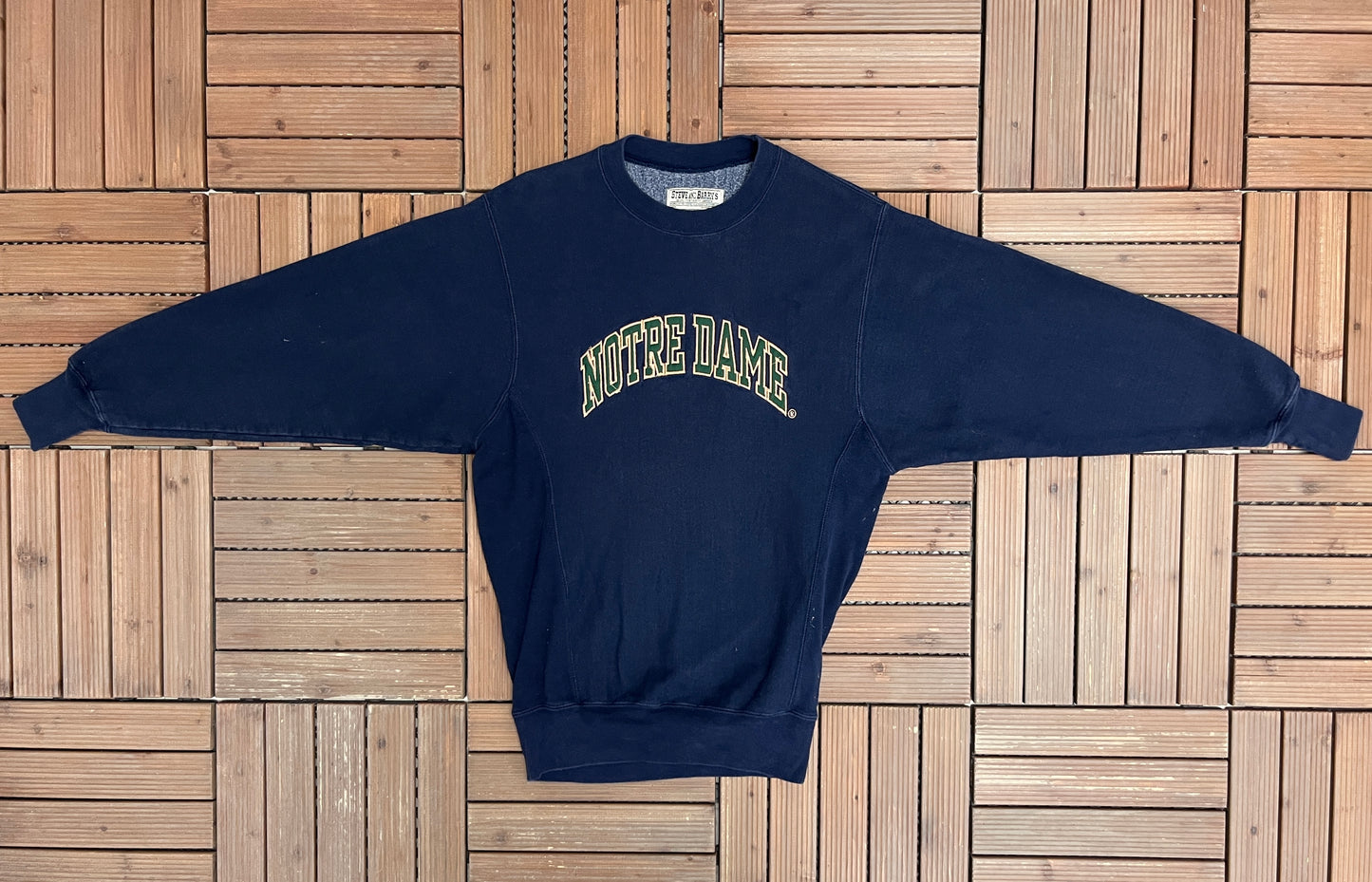 Notre Dame Fighting Irish Stitched Graphic Crewneck | Size Small/Medium | Vintage 1990s College Sports Blue Sweater |