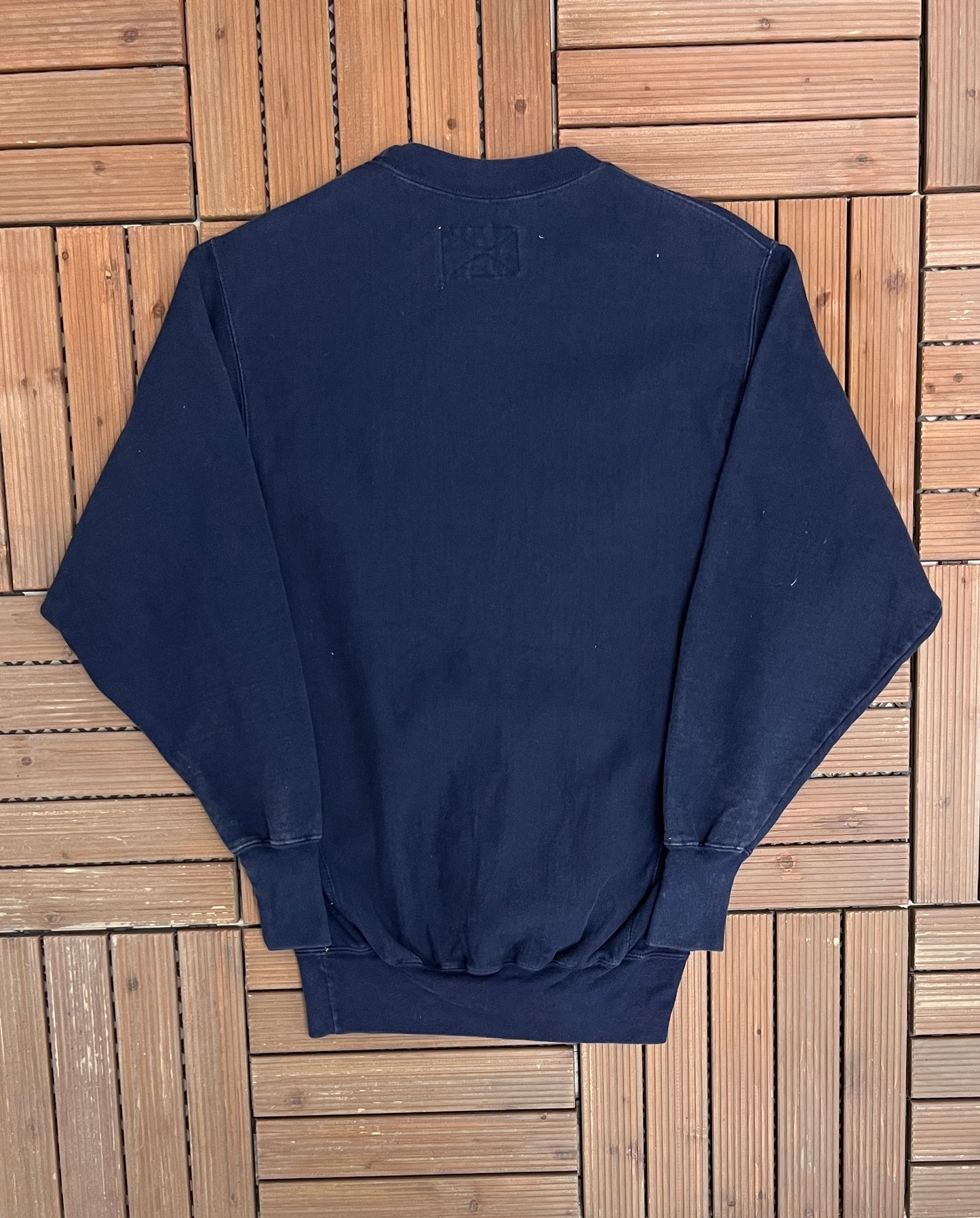 Notre Dame Fighting Irish Stitched Graphic Crewneck | Size Small/Medium | Vintage 1990s College Sports Blue Sweater |
