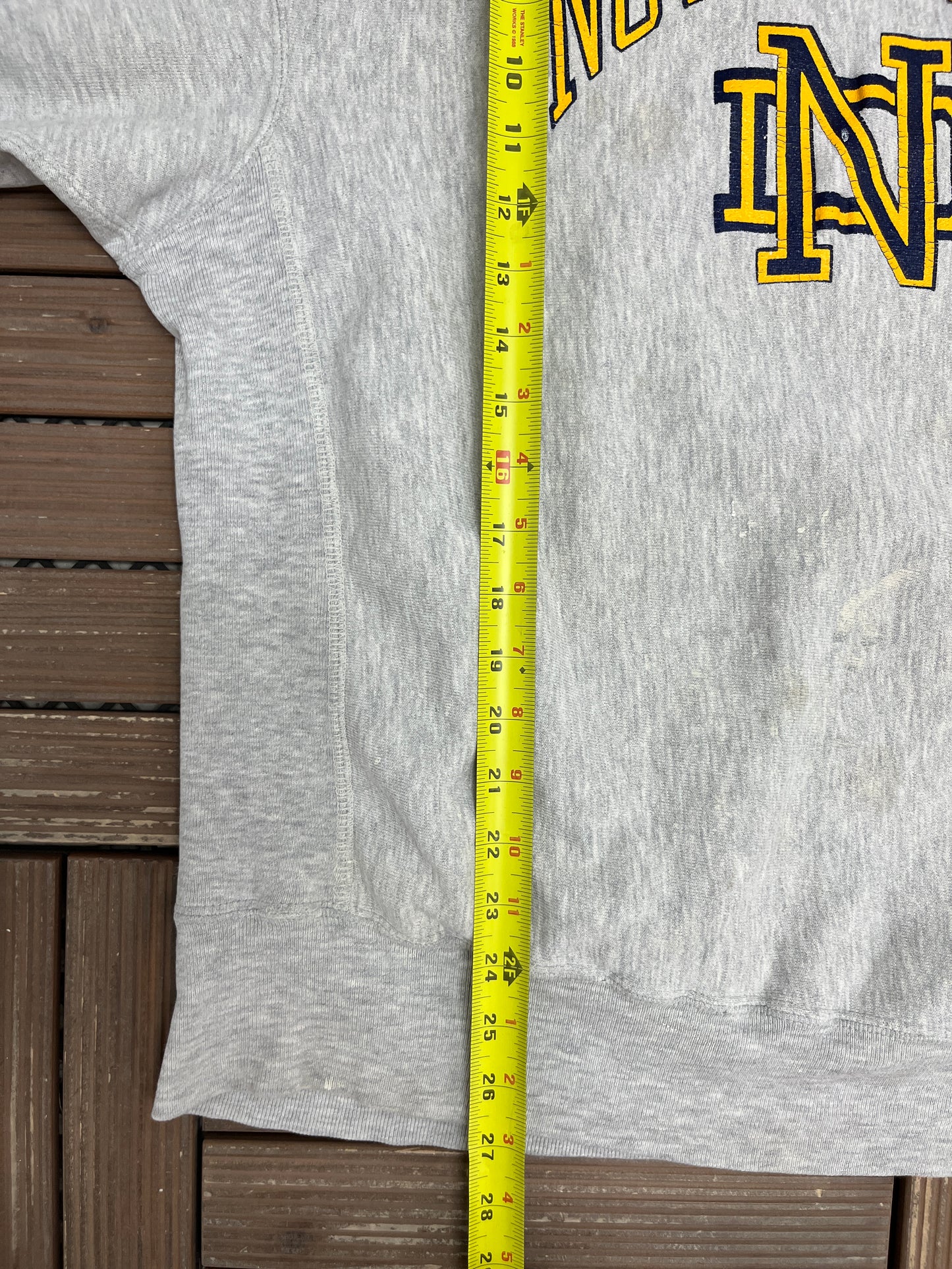 Notre Dame Fighting Irish Graphic Crewneck | Size X-Large | Vintage 1990s Reverse Weave College Grey Sweater |