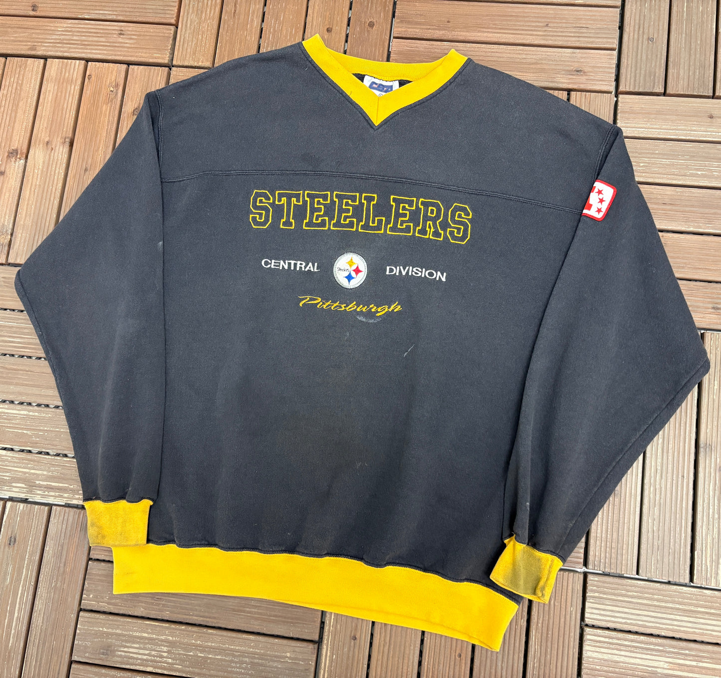 Pittsburgh Steelers Embroidered Graphic Crewneck | Size Large | Vintage 1990s Football Black Sweater |