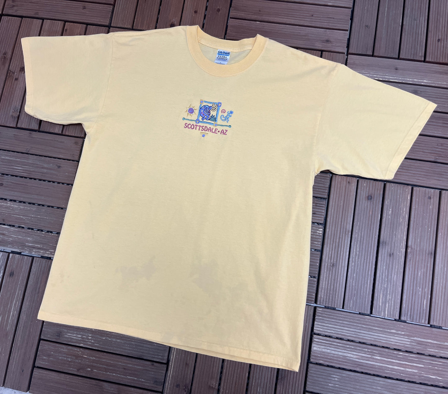 Scottsdale, Arizona Embroidered Graphic Tee | Size X-Large | Vintage 2000s Tourist Yellow T-Shirt |