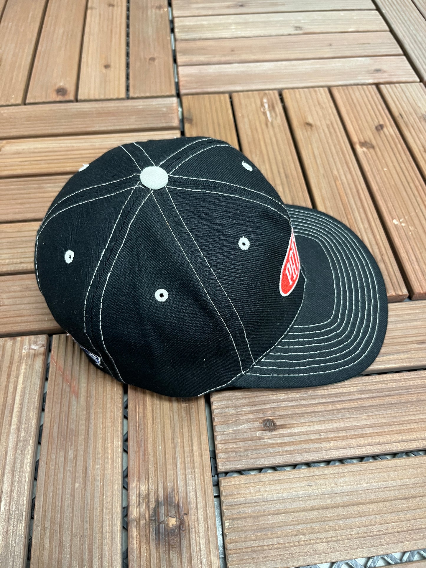 New England Patriots Embroidered Graphic Hat | Snap Back | Vintage 1990s NFL Football Black Hat |