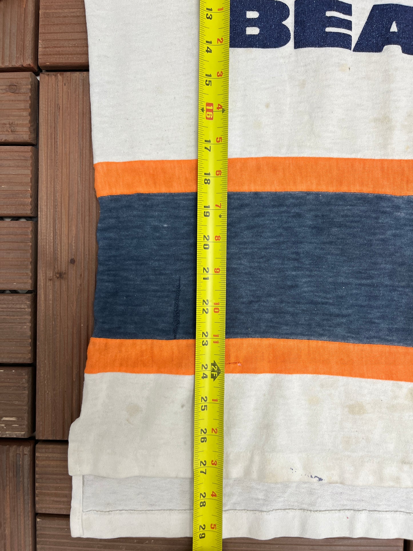 Chicago Bears Graphic Tee | Size Large | Vintage 1980s NFL Football White T-Shirt |