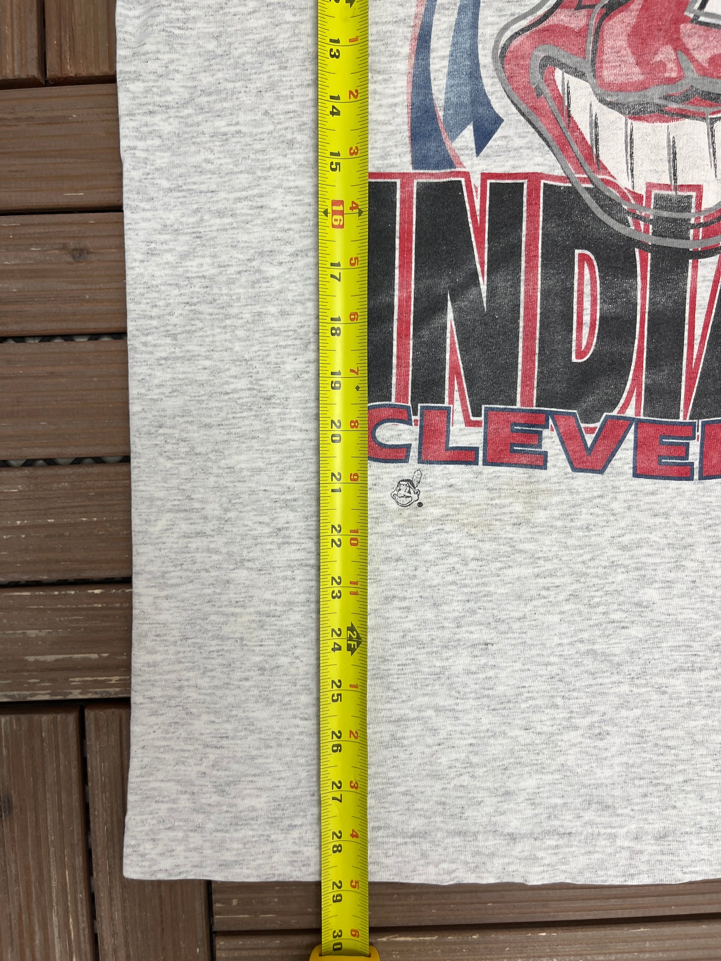 Cleveland Indians Graphic Tee | Size X-Large | Vintage 1990s MLB Baseball Grey T-Shirt |