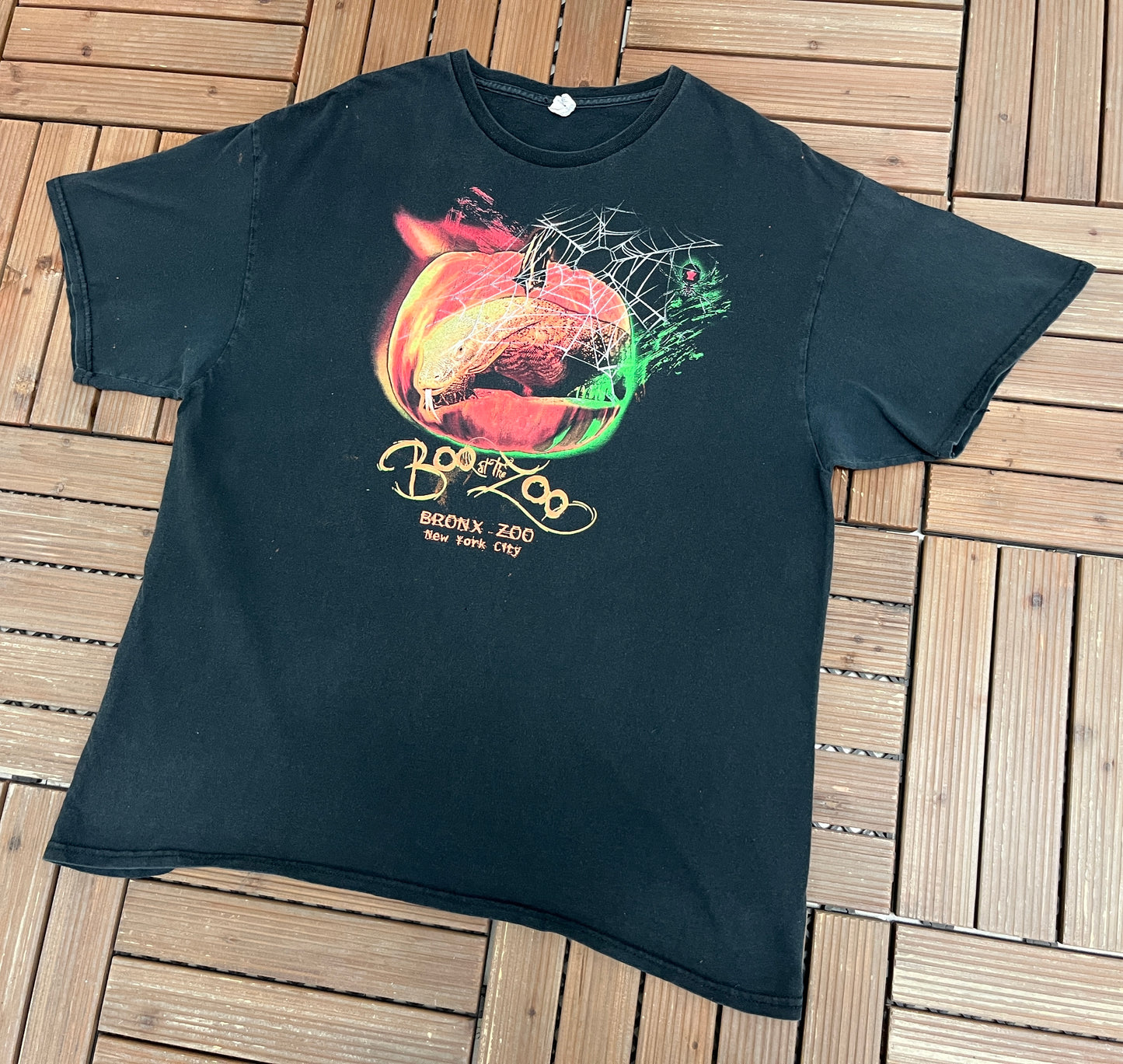 Boo At The Zoo Bronx Zoo Graphic Tee | Size X-Large | Vintage 2000s Promotional Black T-Shirt |