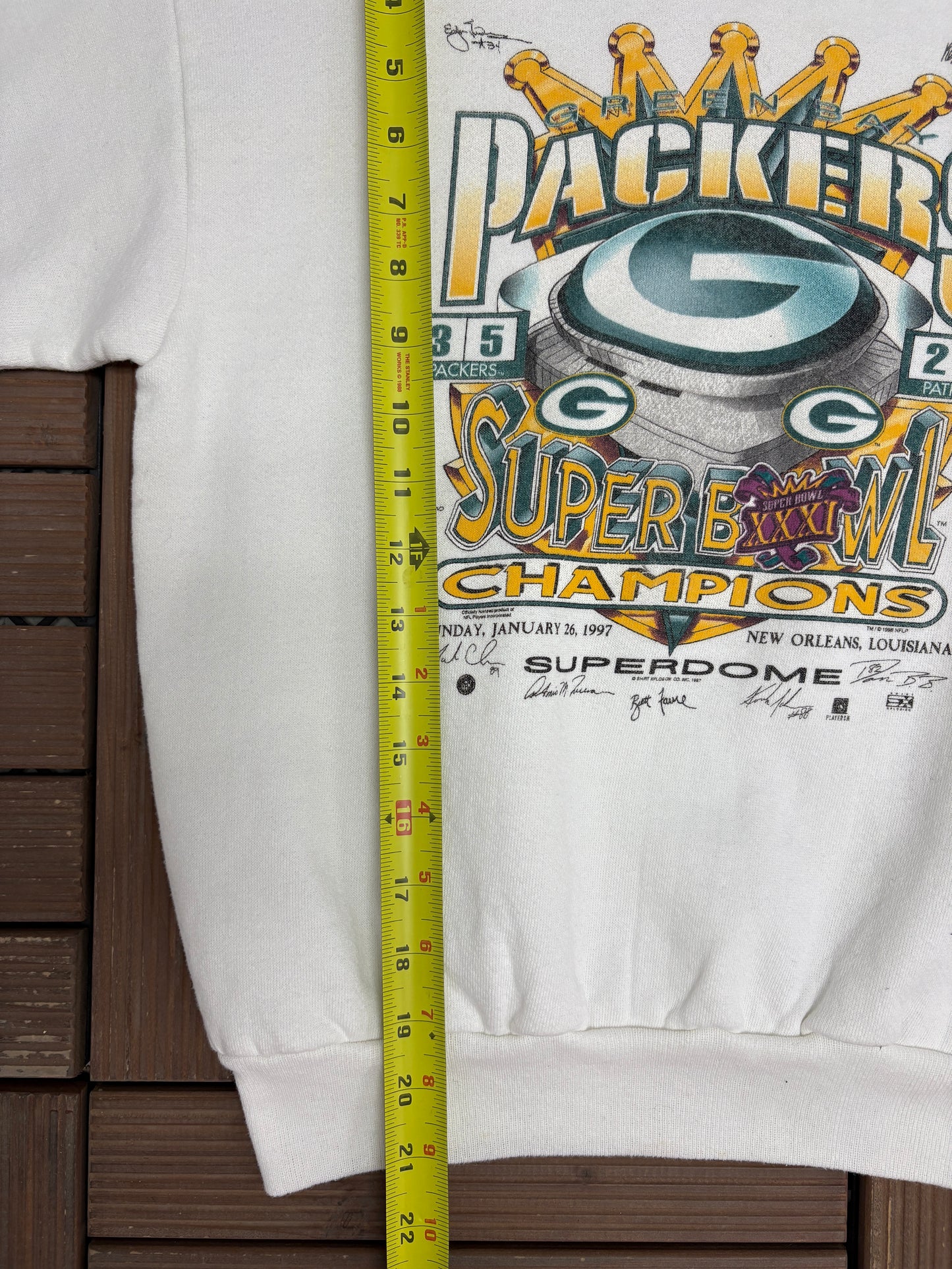 Green Bay Packers Super Bowl XXXI Champions Graphic Crewneck | Size Small | Vintage 1990s NFL Football White Sweater |