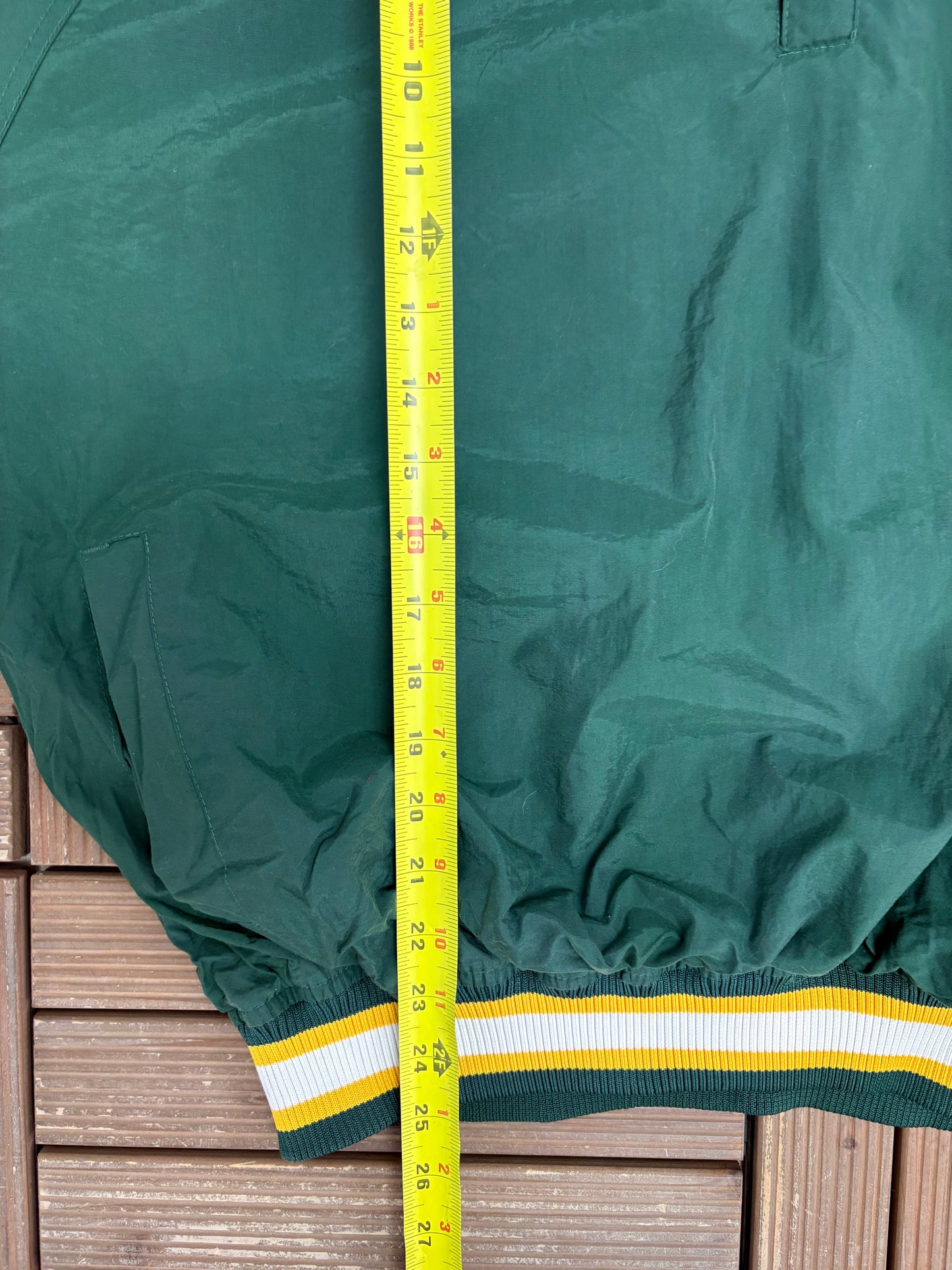 Green Bay Packers Graphic Windbreaker | Size Medium | Vintage 1990s Starter NFL Football Green Jacket |