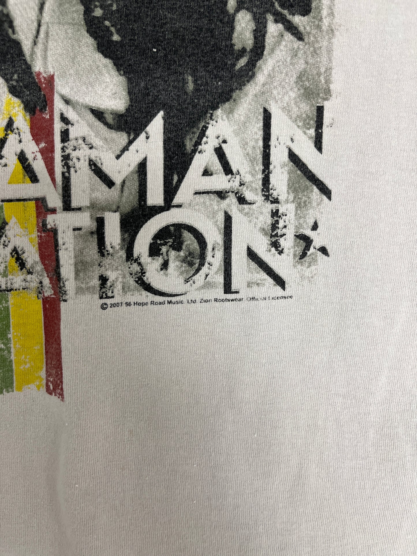 Bob Marley Rastaman Vibration Graphic Tee | Size Large | Vintage 2000s Promotional Reggae Music Beige T-Shirt |