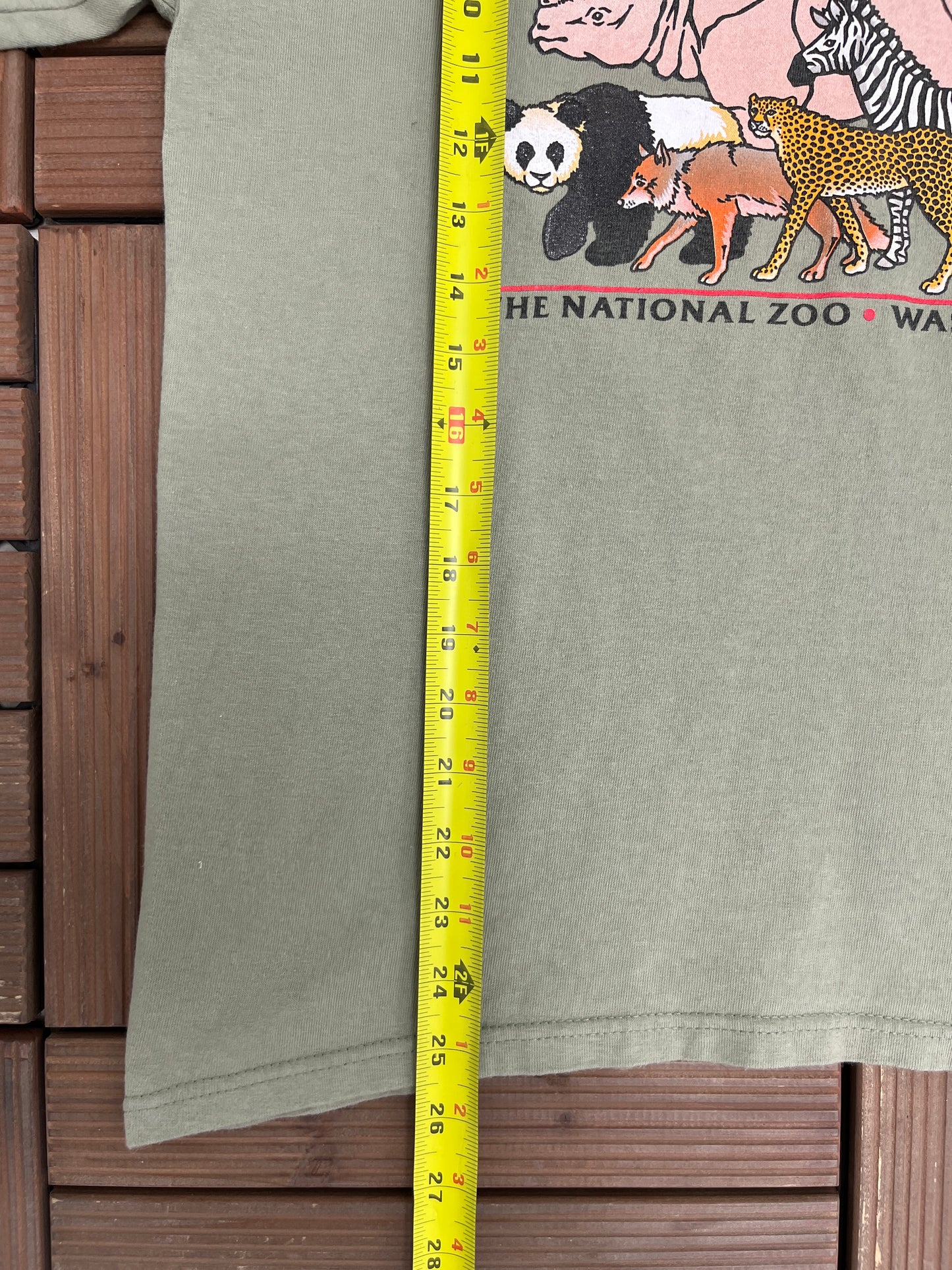 What A Zoo! Washington, DC Graphic Tee | Size Medium | Vintage 2000s Animal Graphic Green T-Shirt |