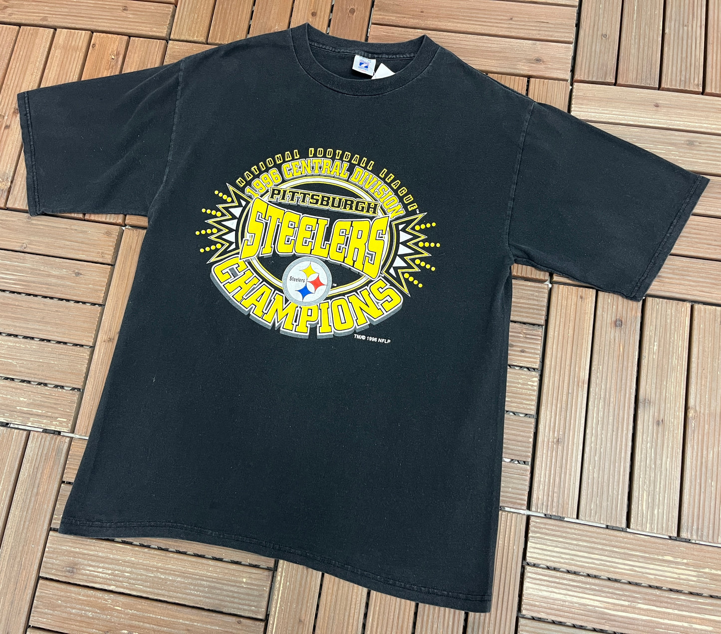 Pittsburgh Steelers Central Division Champions Graphic Tee | Size X-Large | Vintage 1990s NFL Football Black T-Shirt |