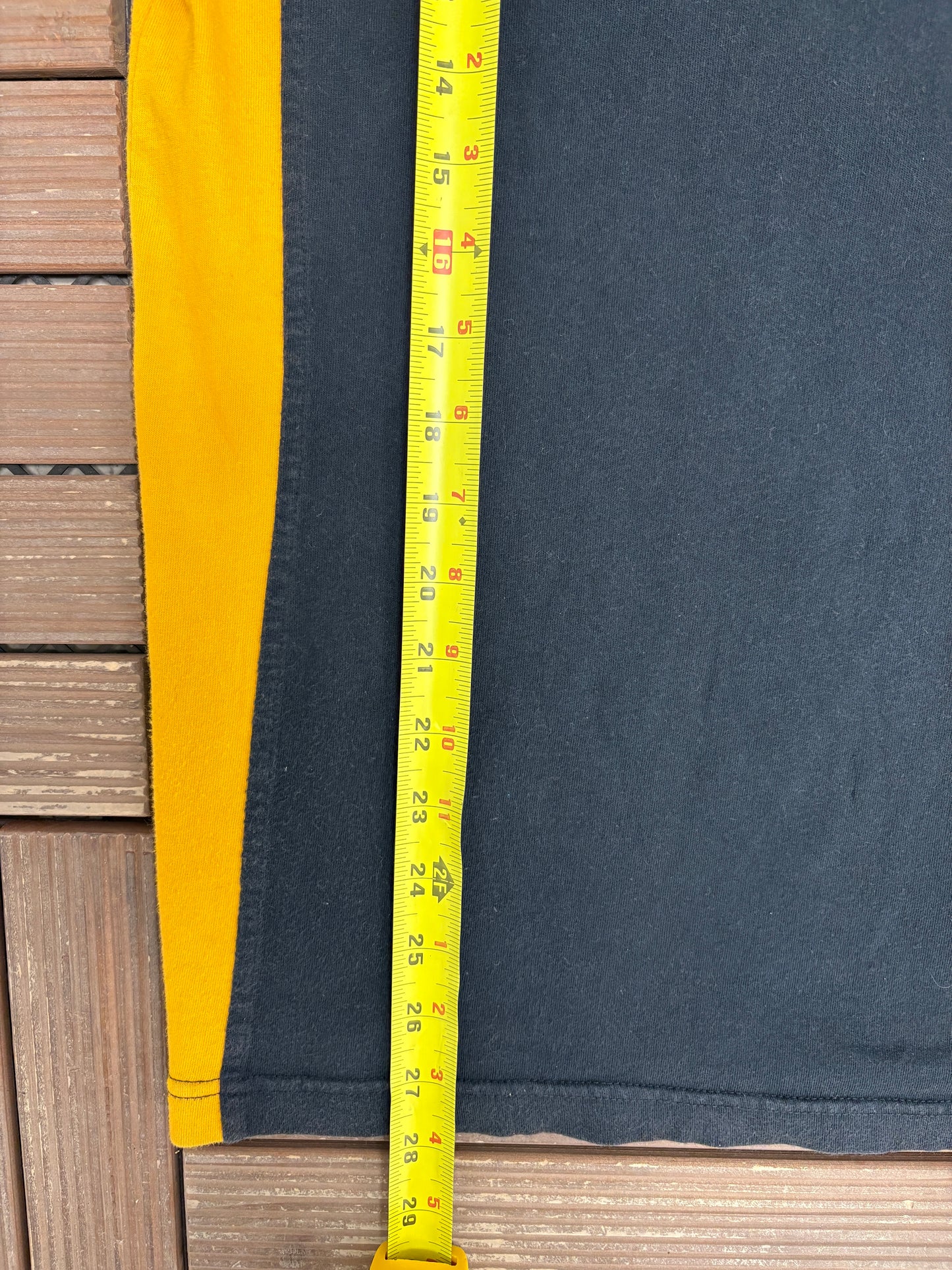 Pittsburgh Steelers Embroidered Graphic Tee | Size Large | Vintage 2000s NFL Football Black T-Shirt |