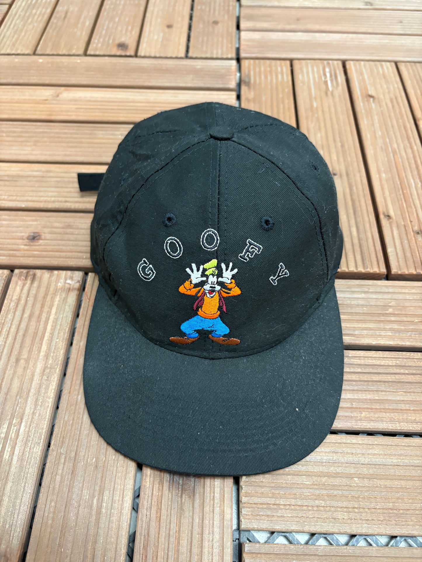 Goofy Embroidered Graphic Hat | Metal Clasp | Vintage 1990s Disney Promotional Black Cap |