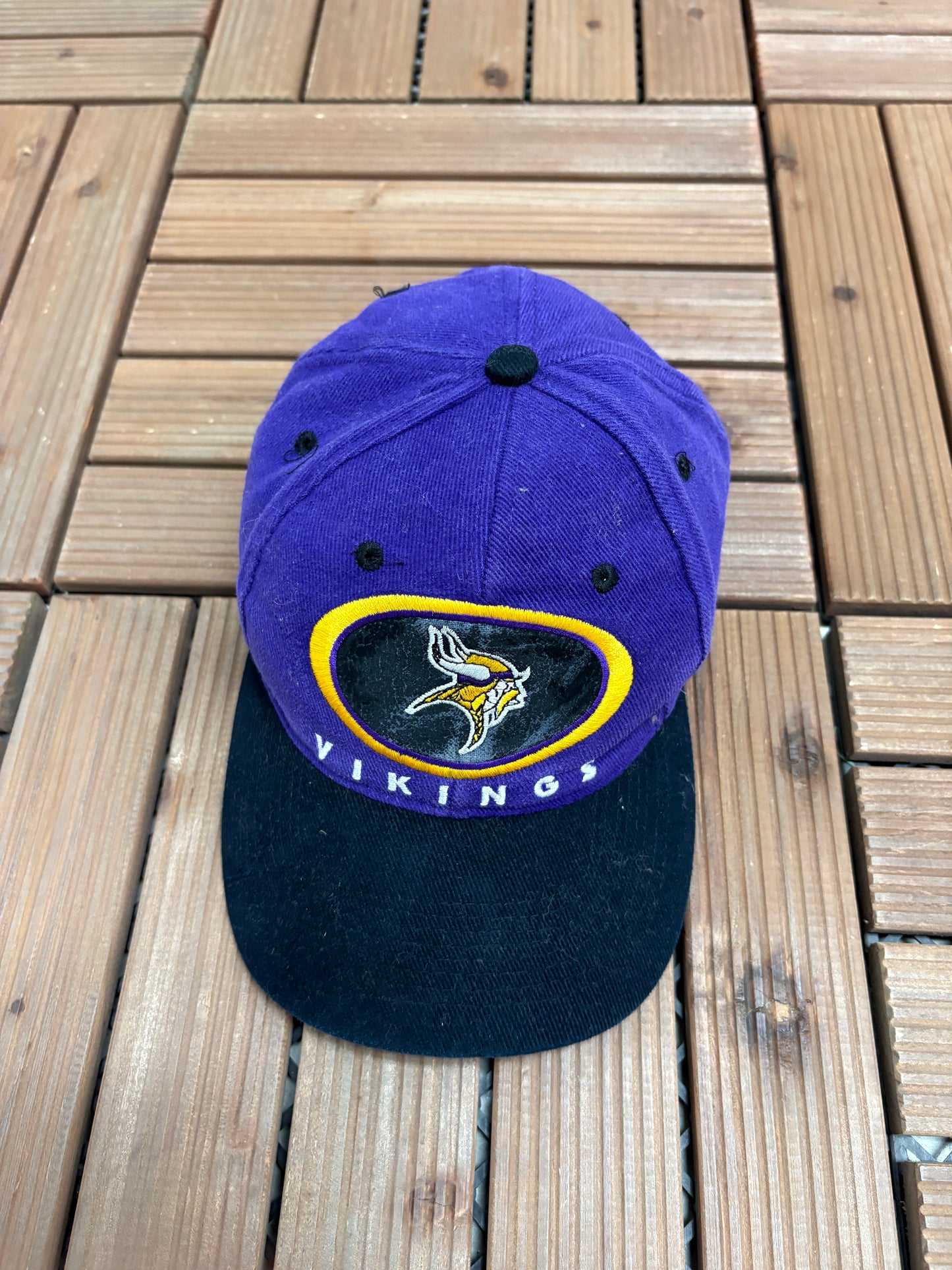 Minnesota Vikings Graphic Hat | Snap Back | Vintage 1990s NFL Football Purple Cap |