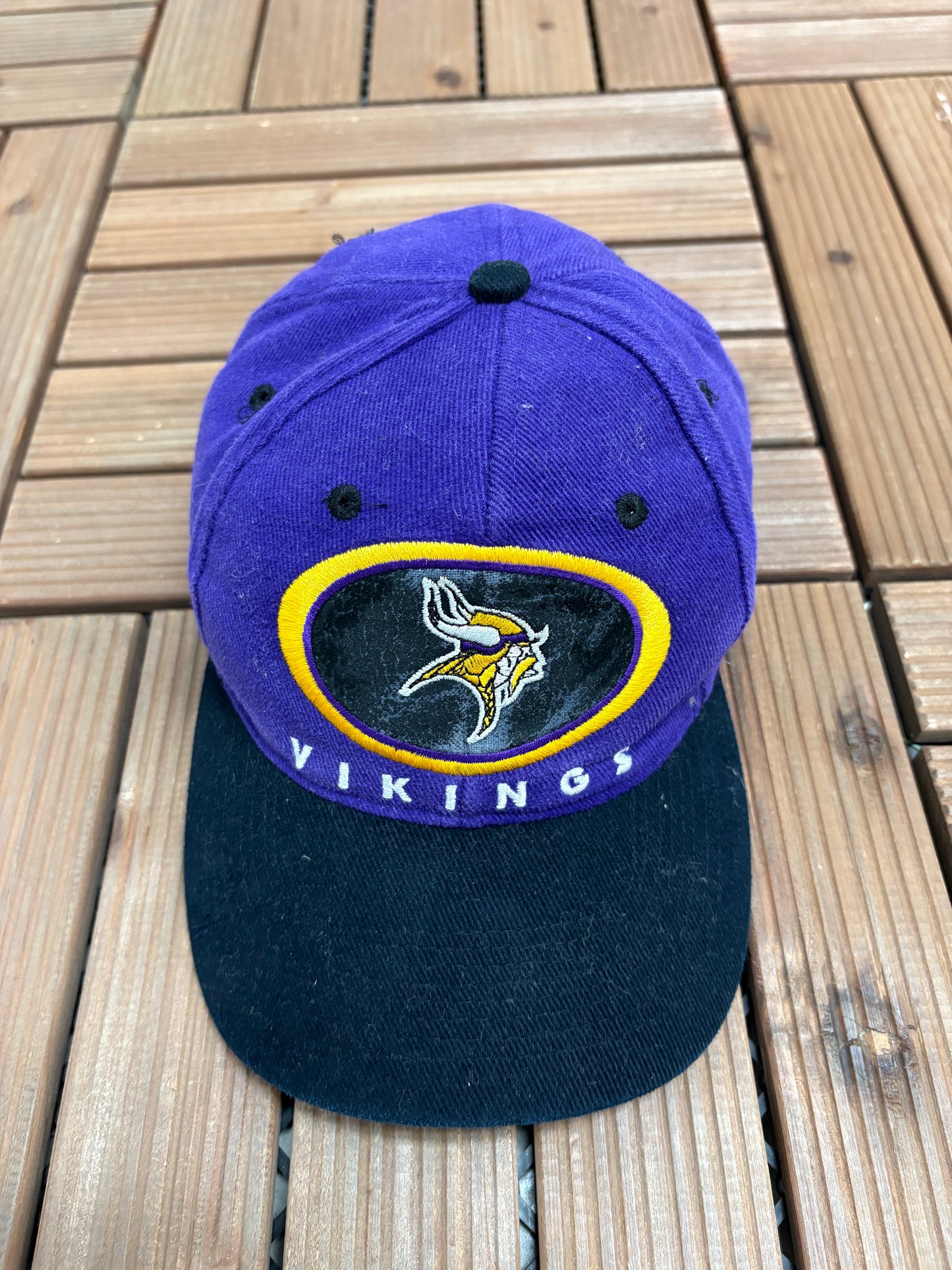 Minnesota Vikings Graphic Hat | Snap Back | Vintage 1990s NFL Football Purple Cap |
