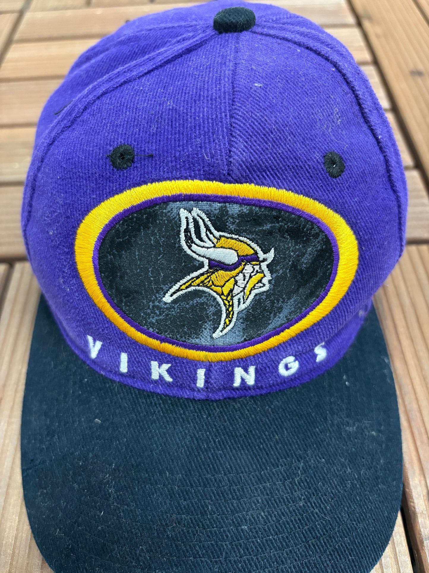 Minnesota Vikings Graphic Hat | Snap Back | Vintage 1990s NFL Football Purple Cap |