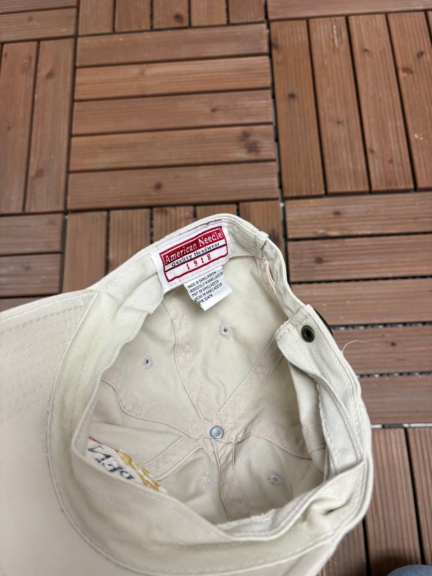 US Open Tennis Championships 2002 Graphic Hat | Metal Clasp | Vintage 2000s Tennis Beige Cap |