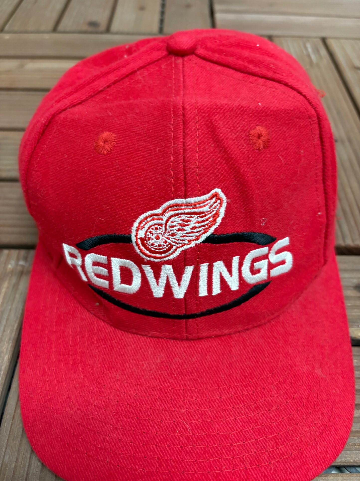 Detroit Red Wings Embroidered Graphic Hat | Strap Back | Vintage 1990s Logo 7 NHL Hockey Red Cap |