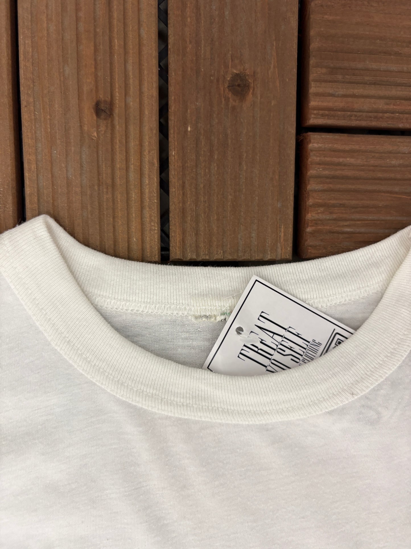 Pontiac The Heat Is On Graphic Tee | Size Large | Vintage 1980s Car Promotional White T-Shirt |