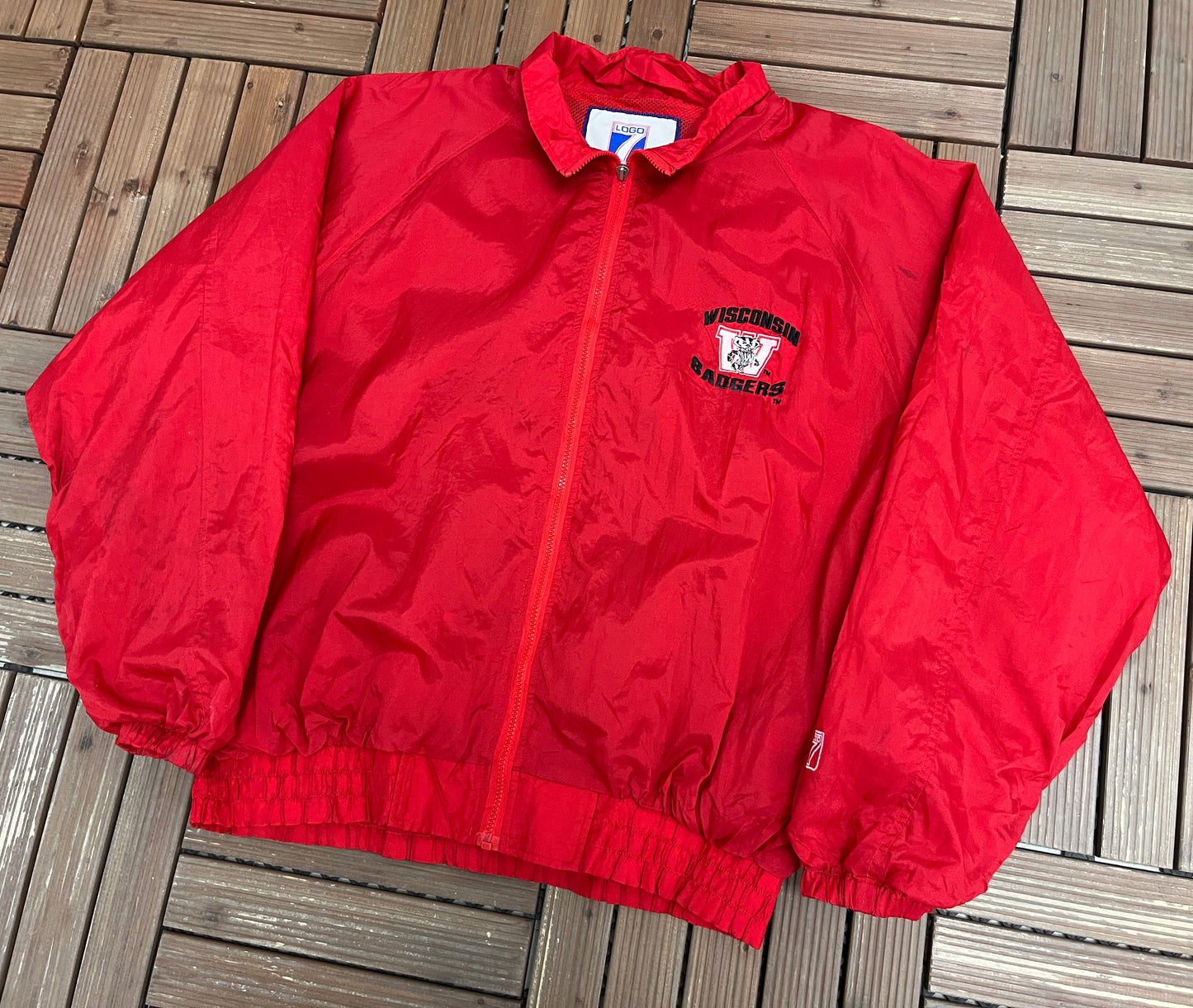 Wisconsin Badgers Graphic Windbreaker Jacket | Size X-Large | Vintage 1990s College Red Jacket |