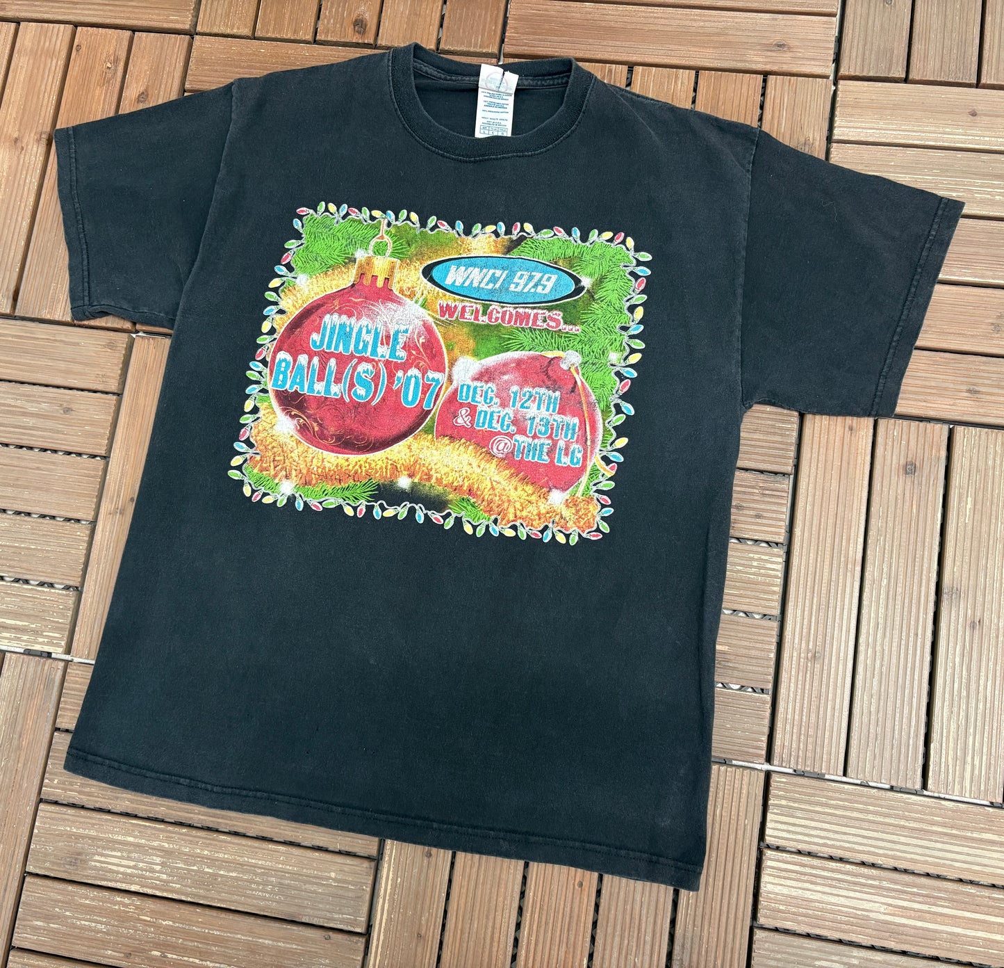 WNCI 97.9 Jingle Ball(s) '07 Graphic Tee | Size Large | Vintage 2000s Radio Promotional Black T-Shirt |