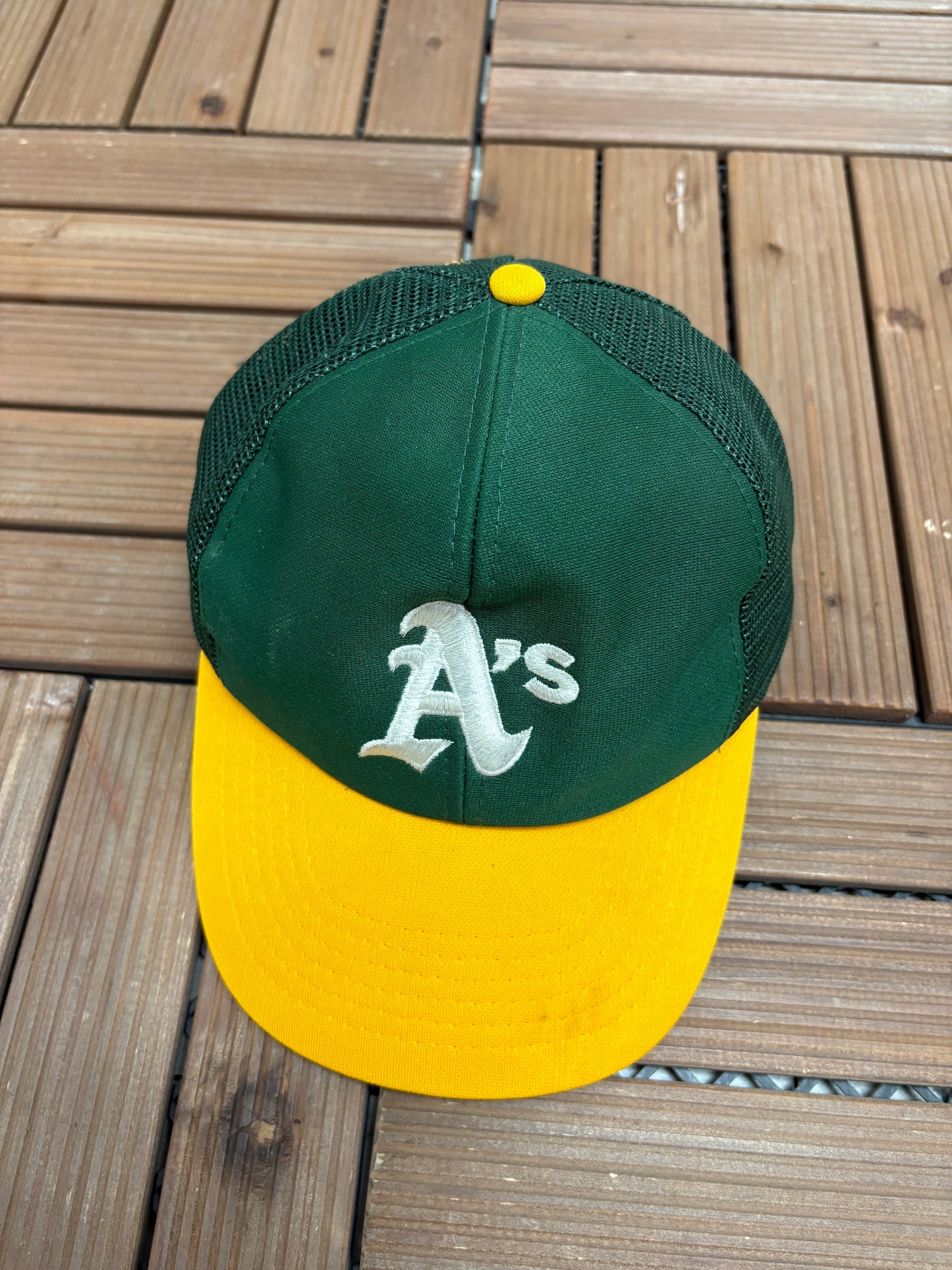 Oakland Athletics Embroidered Graphic Hat | Snap Back | Vintage 1990s MLB Baseball Green Cap |