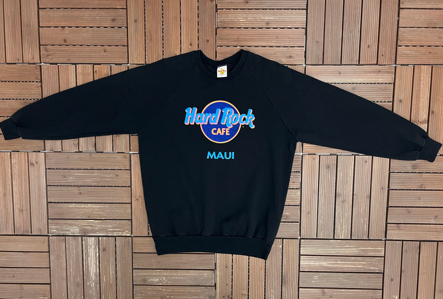Hard Rock Cafe Maui Graphic Crewneck | Size X-Large | Vintage 1980s Promotional Black Sweater |