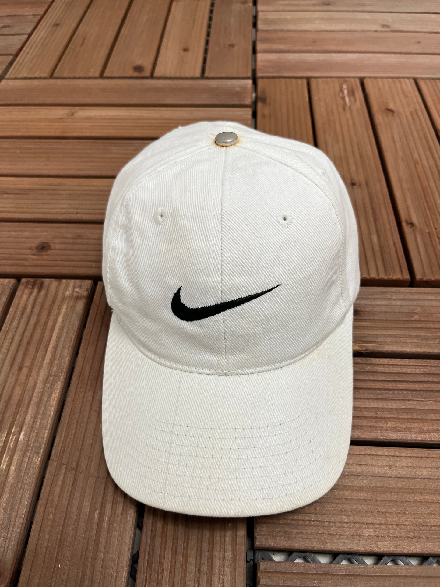 Nike Embroidered Swoosh Graphic Hat | Snap Back | Vintage 2000s Nike Branded White Cap |