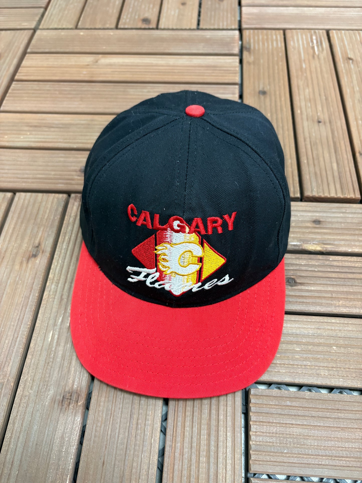 Calgary Flames Embroidered Graphic Hat | Snap Back | Vintage 1990s NHL Hockey Black Cap |