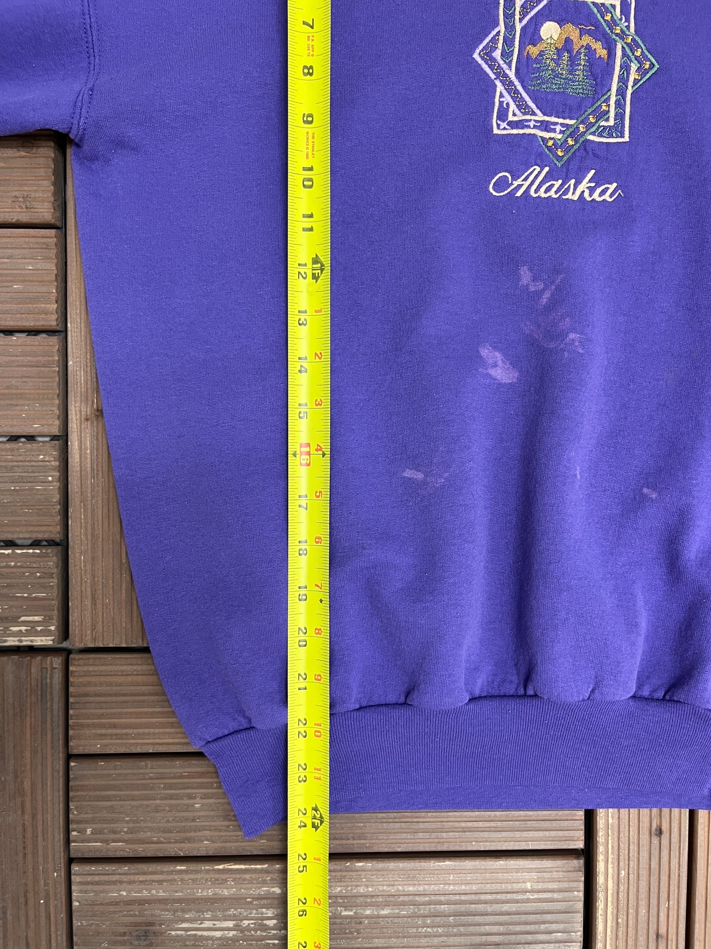 Alaska Embroidered Graphic Turtleneck | Size Medium | Vintage 1990s Tourist Promotional Purple Sweater |