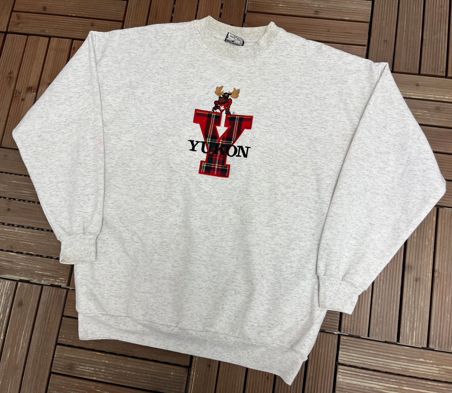 Yukon Stitched Graphic Crewneck | Size X-Large | Vintage 1990s Tourist Grey Sweater |