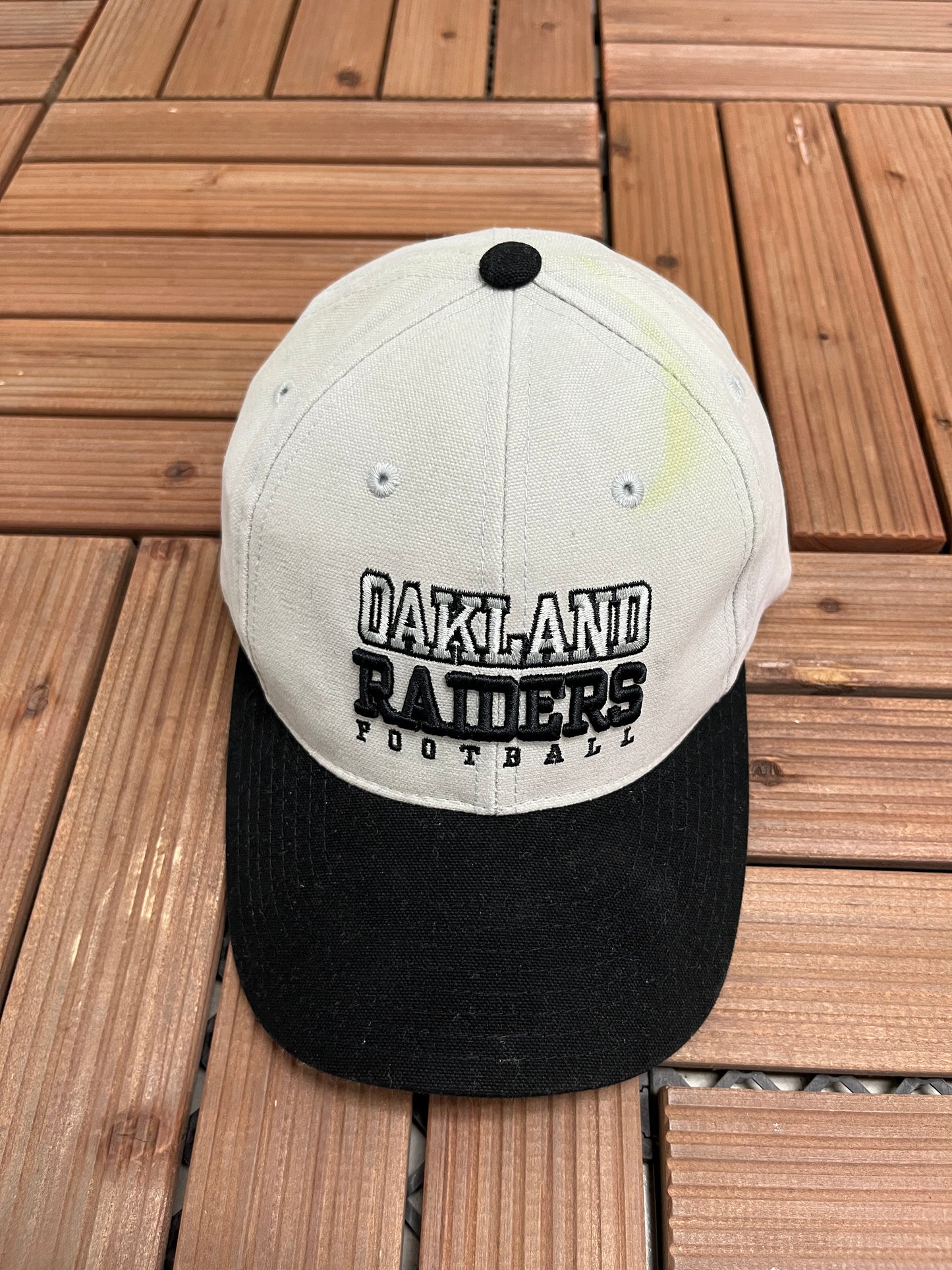 Oakland Raiders Football Embroidered Graphic Hat | Strap Back | Vintage 2000s NFL Football Grey Cap |