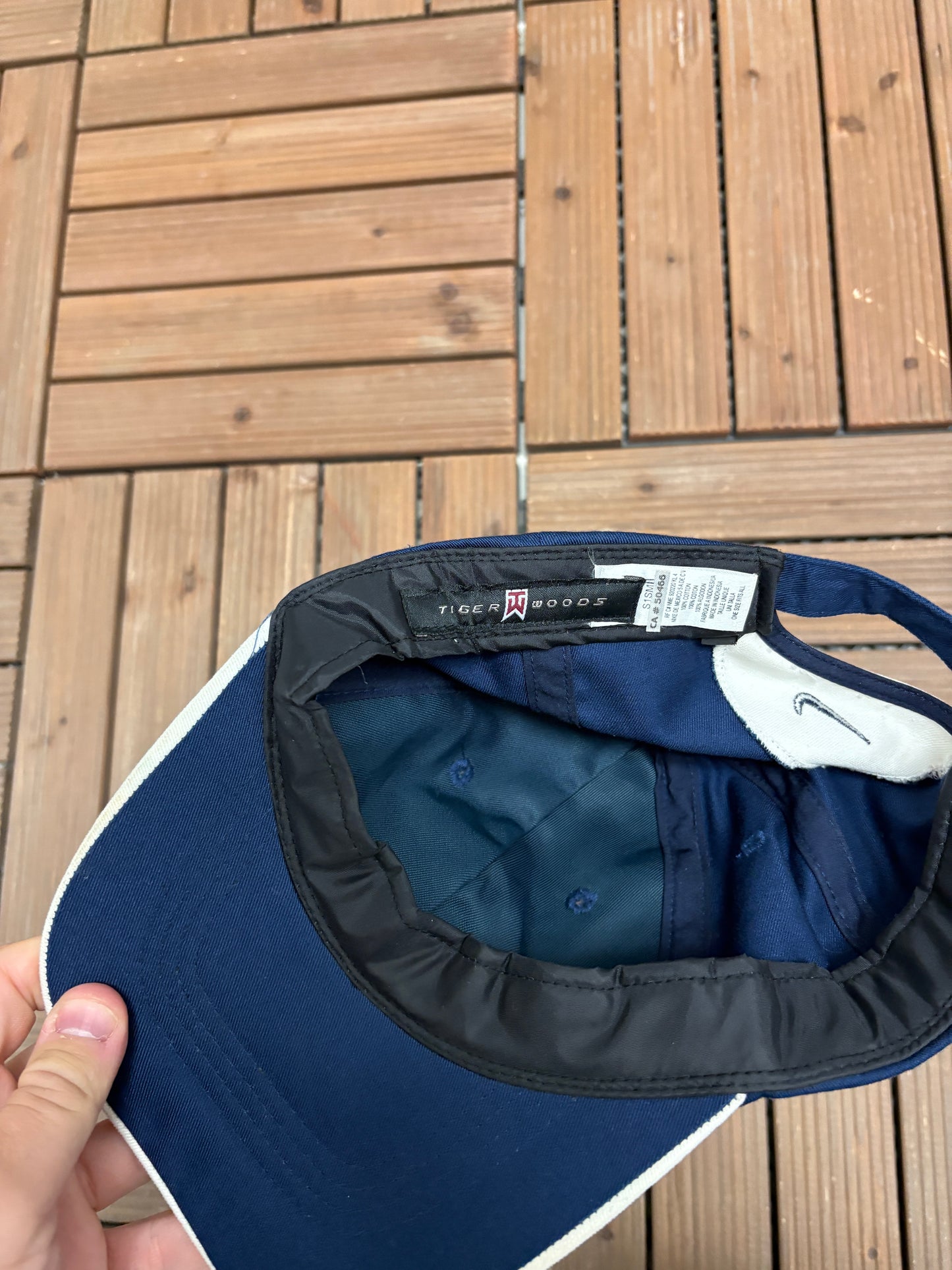 Tiger Woods Nike Embroidered Graphic Hat | Metal Clasp | Vintage 2000s Branded Golf Blue Cap |