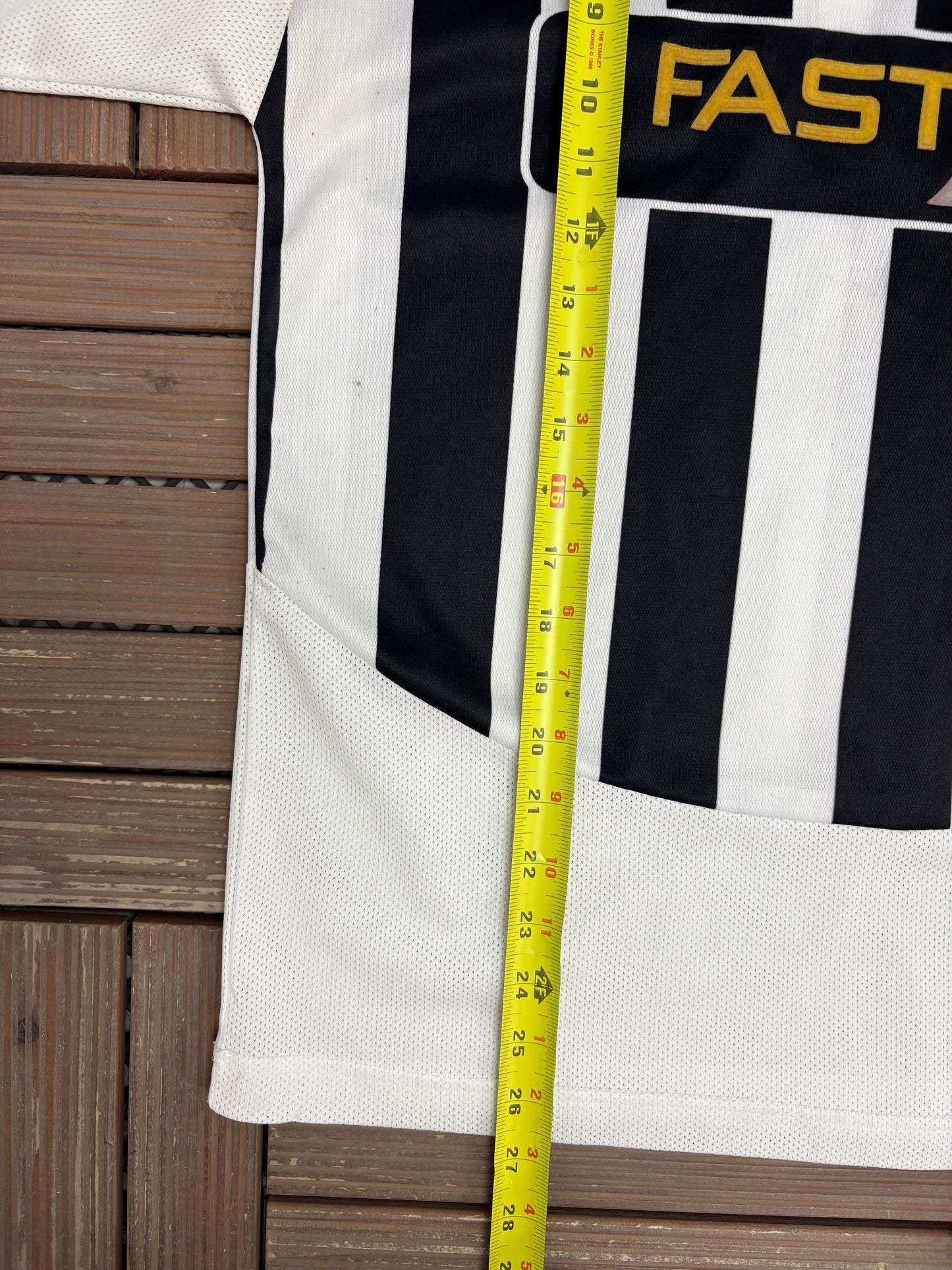 Juventus FC Home Kit | Size X-Large | Vintage 2000s White Soccer Jersey |