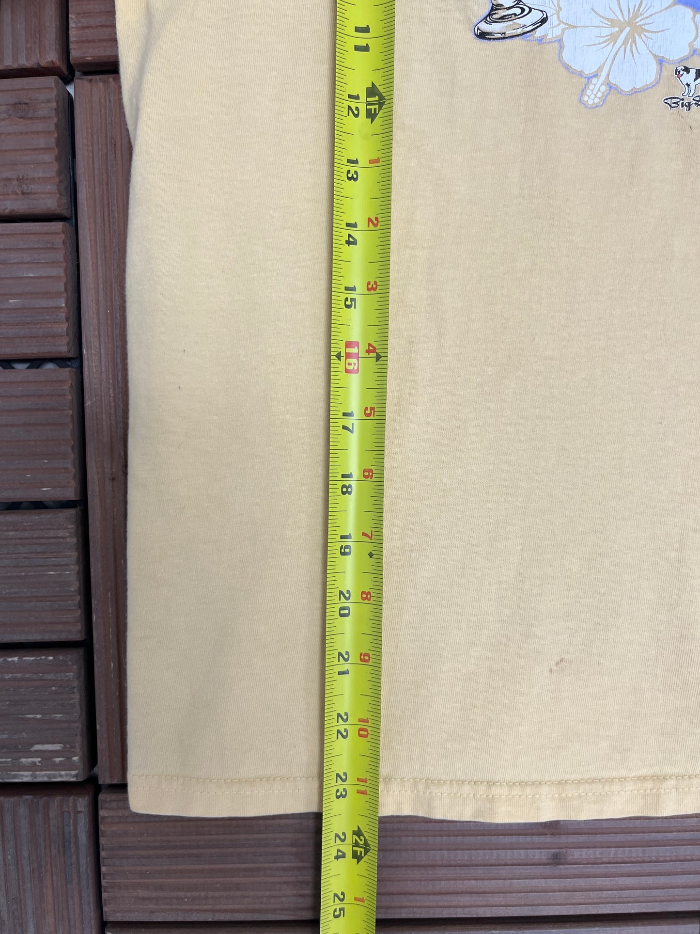 Big Dogs It's Five O'Clock Somewhere Graphic Tee | Size Medium | Vintage 2000s Cartoon Dog Yellow T-Shirt |