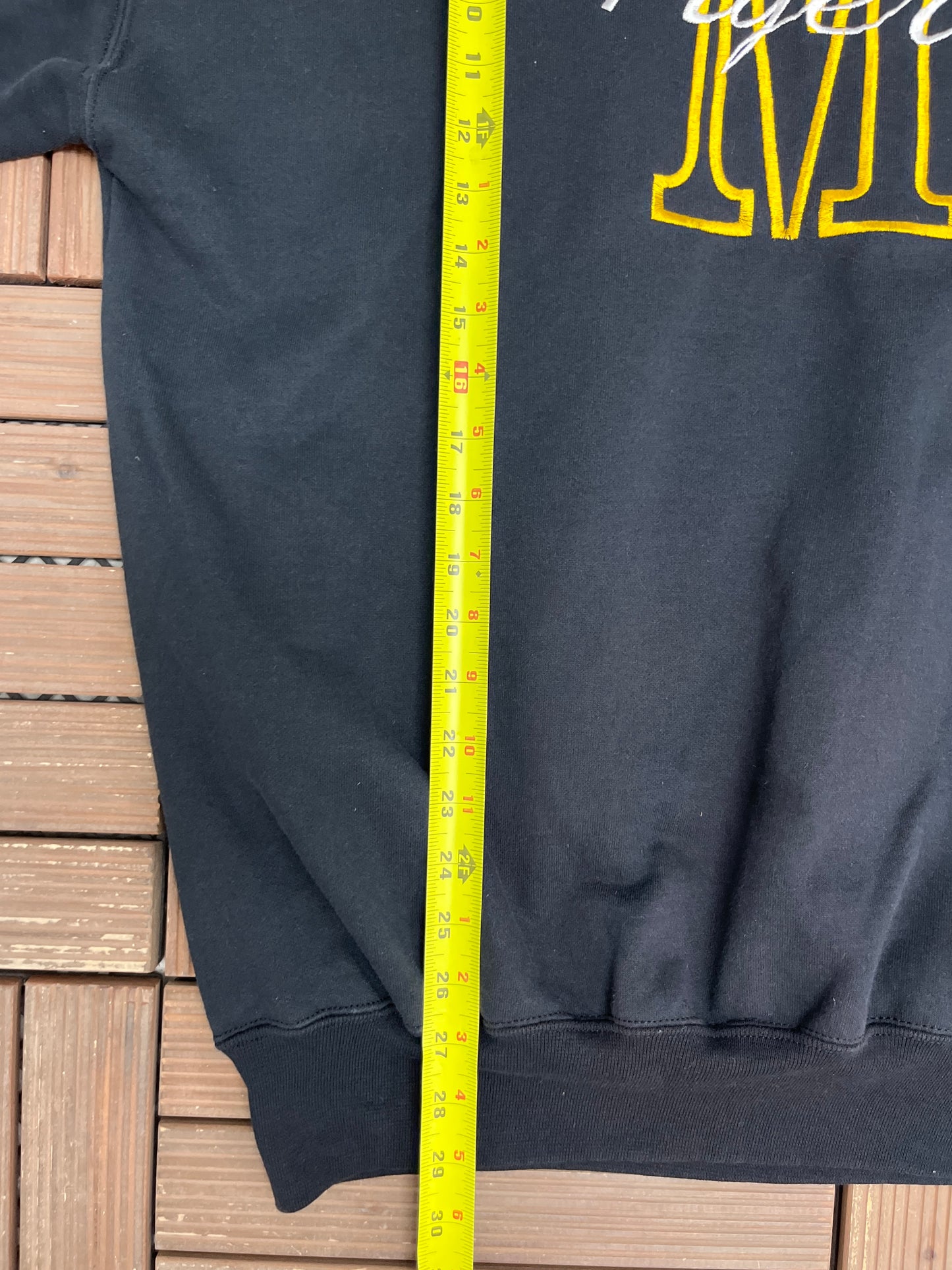 Missouri Tigers Embroidered Graphic Crewneck | Size X-Large | Vintage 1990s College Black Sweater |