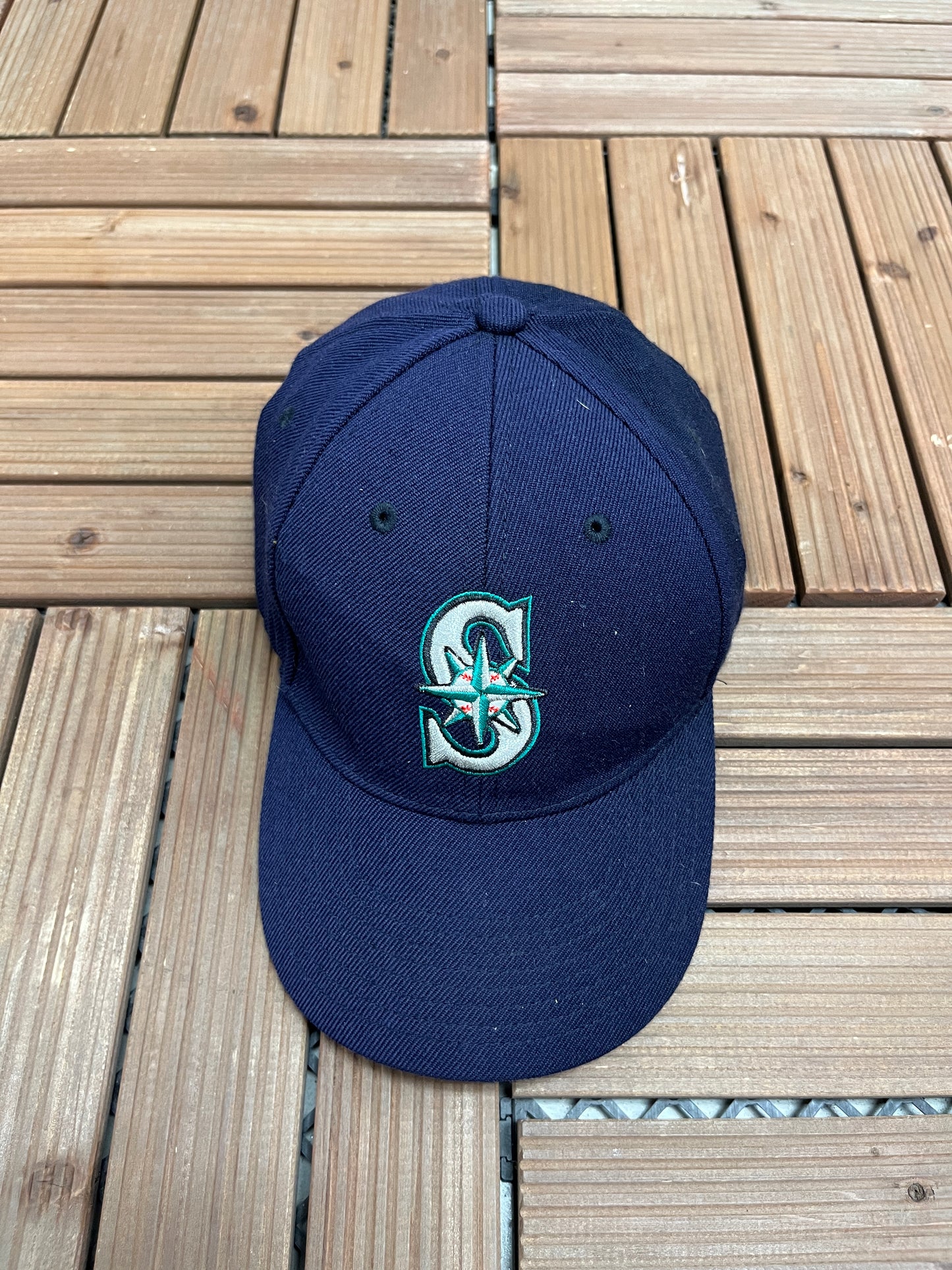 Seattle Mariners Embroidered Graphic Hat | Strap Back | Vintage 2000s MLB Baseball Nike Hat |