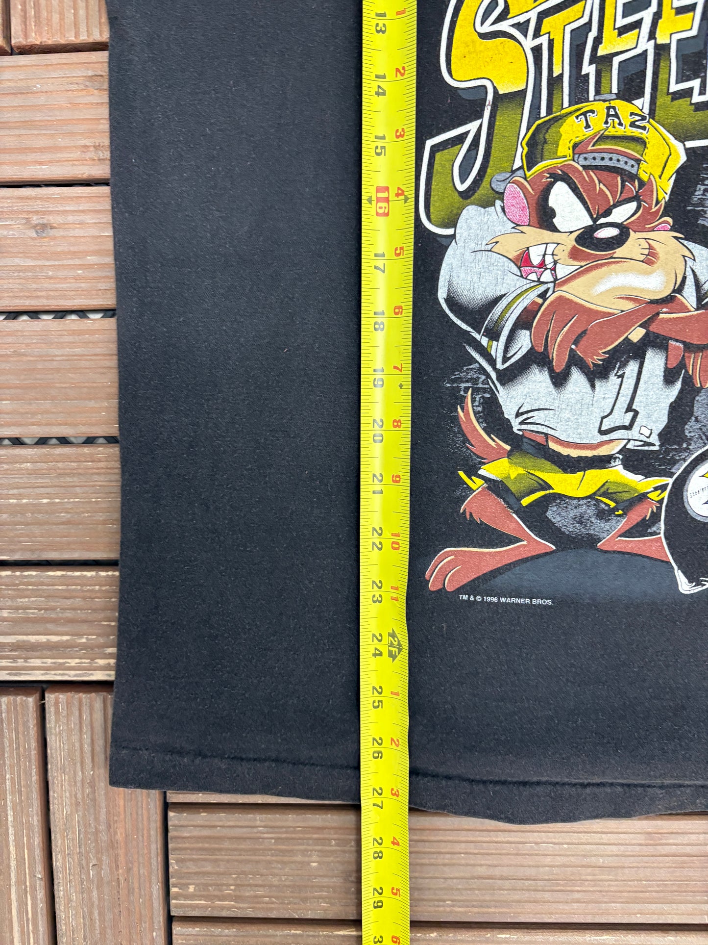 Pittsburgh Steelers Taz Graphic Tank Top | Size Large | Vintage 1990s Cartoon NFL Football Black Tee |