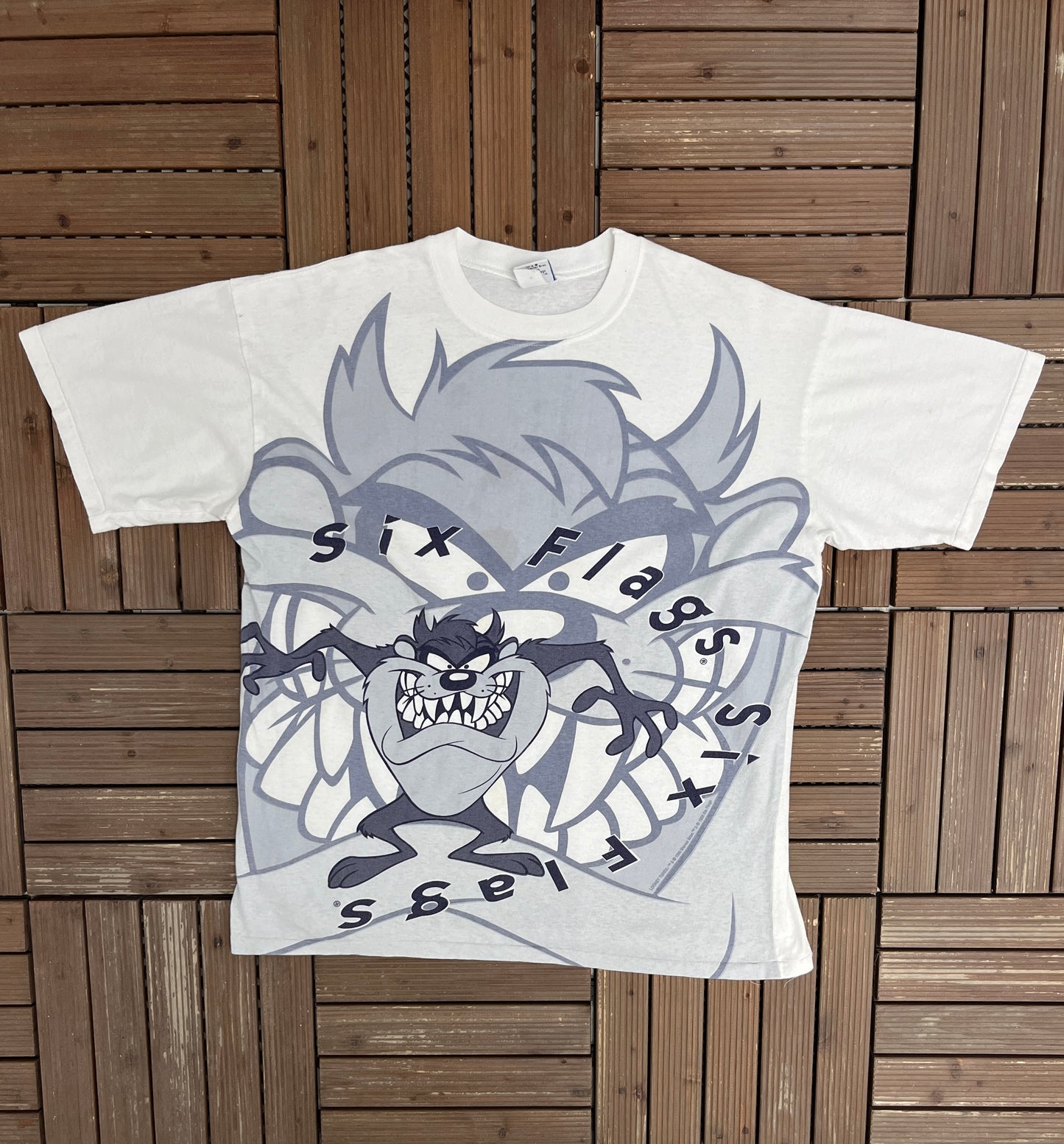 Taz Six Flags Graphic Tee | Size L/XL | Vintage 1990s Looney Tunes Cartoon White T-Shirt |
