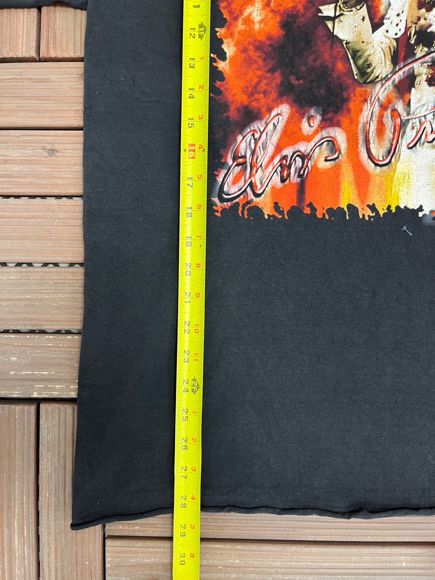 Elvis Presley Graphic Tee | Size Large | Vintage 2000s King of Rock and Roll Black T-Shirt |