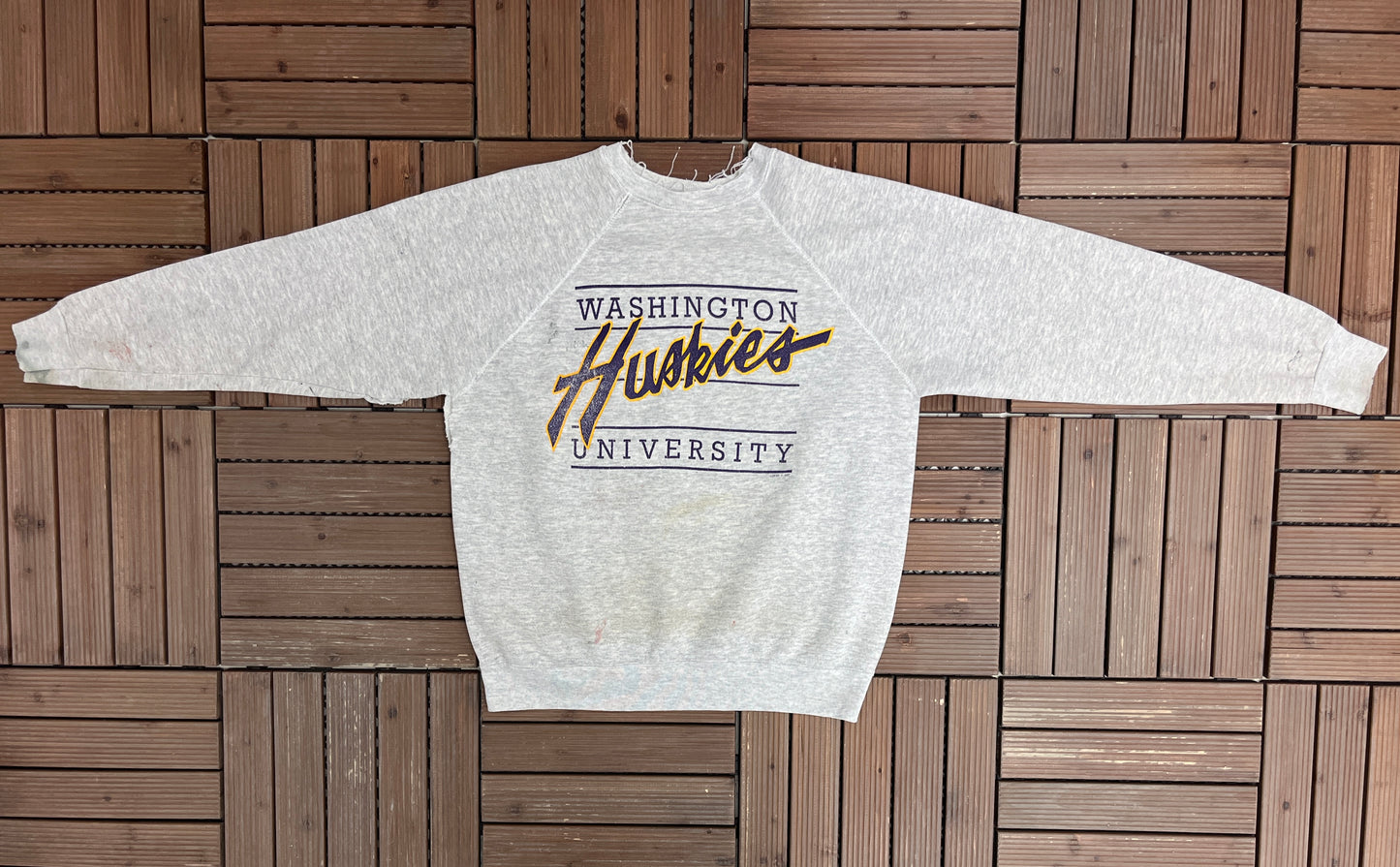 Washington Huskies Distressed Graphic Crewneck | Size Large | Vintage 1990s College Sports Grey Sweater |