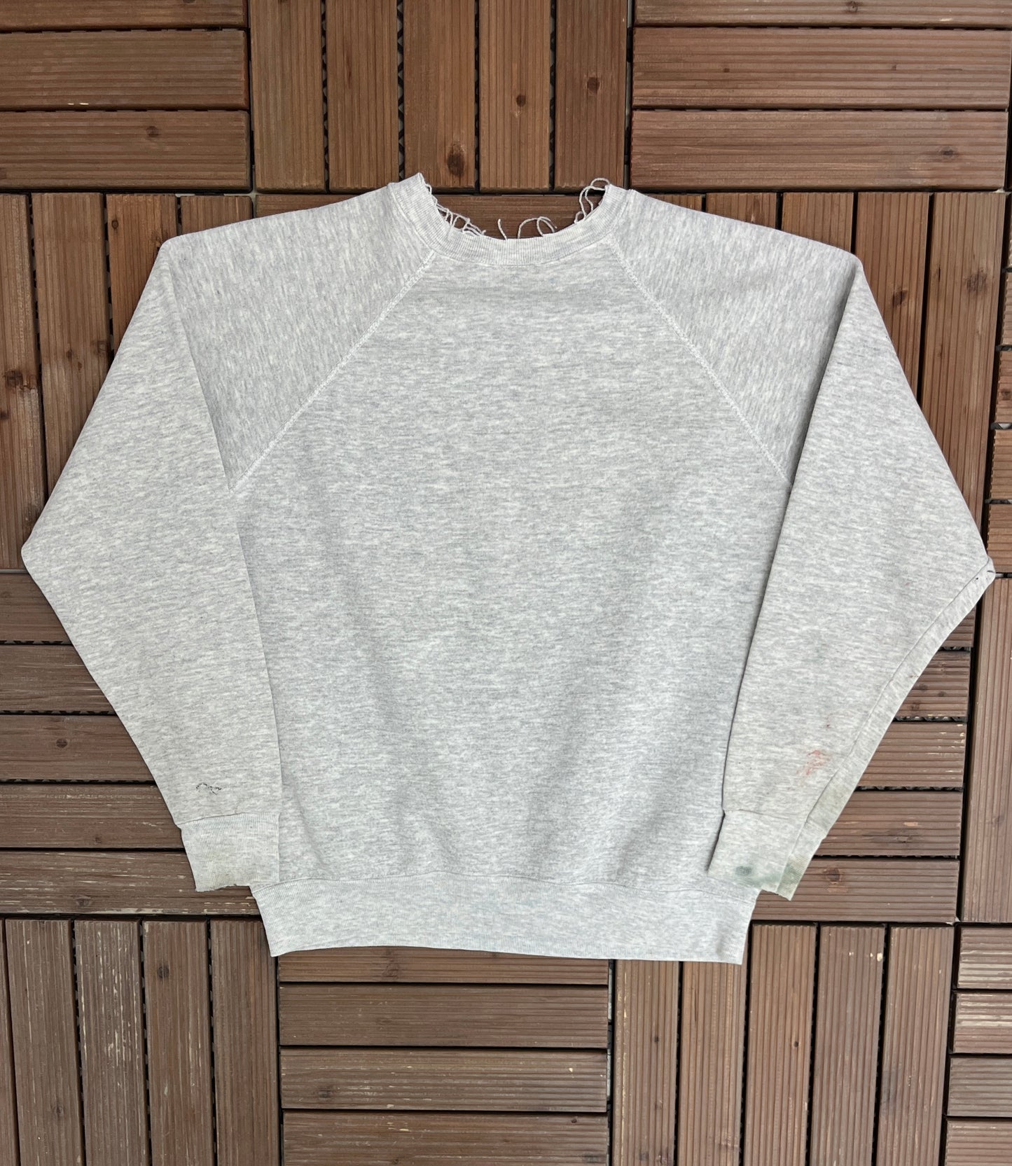 Washington Huskies Distressed Graphic Crewneck | Size Large | Vintage 1990s College Sports Grey Sweater |