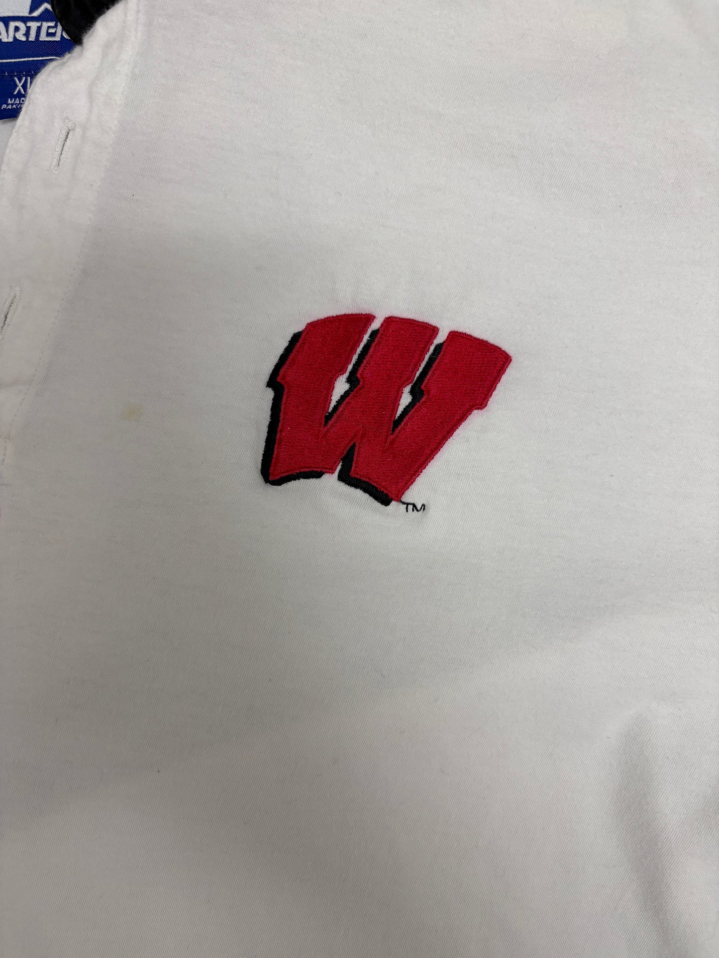 Wisconsin Badgers Embroidered Graphic Tee | Size X-Large | Vintage 1990s College White T-Shirt |