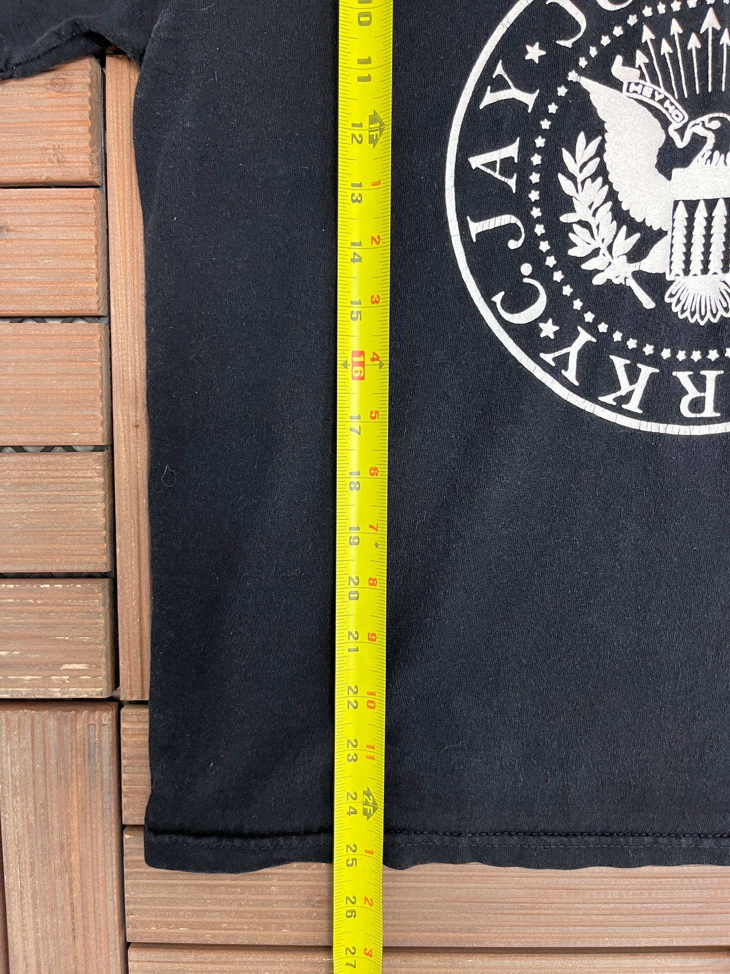 Ramones Hey Ho Let's Go Graphic Tee | Size Large | Vintage 2000s Rock Band Black T-Shirt |