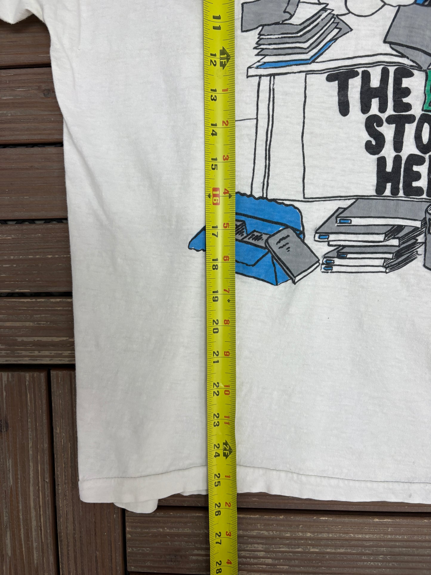 The Duck Stops Here Graphic Tee | Size Large | Vintage 1990s Cartoon White T-Shirt |