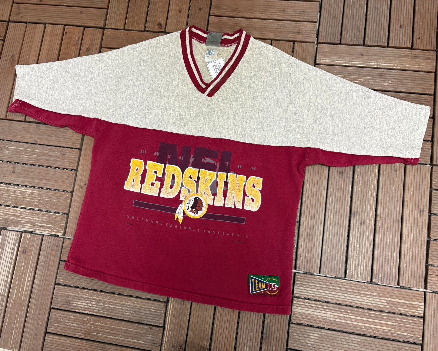 Washington Redskins Graphic Tee | Size Large | Vintage 1990s NFL Football Red T-Shirt |