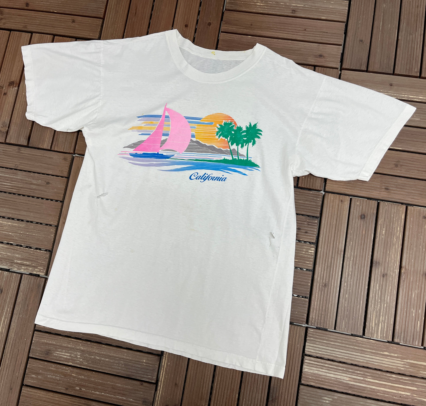 California Sailing Graphic Tee | Size Large | Vintage 1990s Tourist Promotional White T-Shirt |