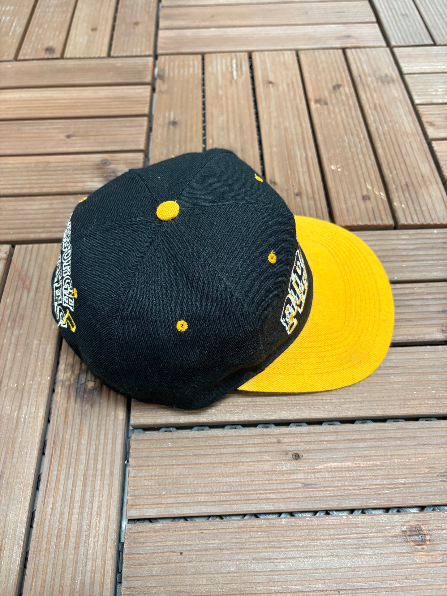 Pittsburgh Pirates Embroidered Hat | Snap Back | Vintage 2000s MLB Baseball Black Cap |