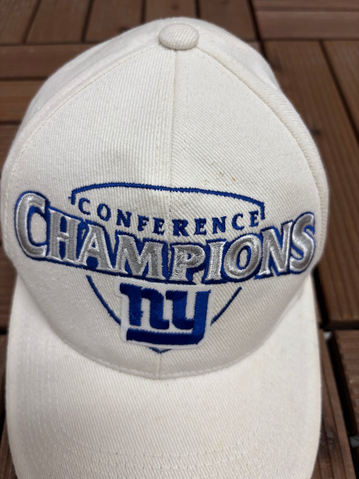 New York Giants Conference Champions Graphic Hat | Strap Back | Vintage 2000s NFL Football White Cap |